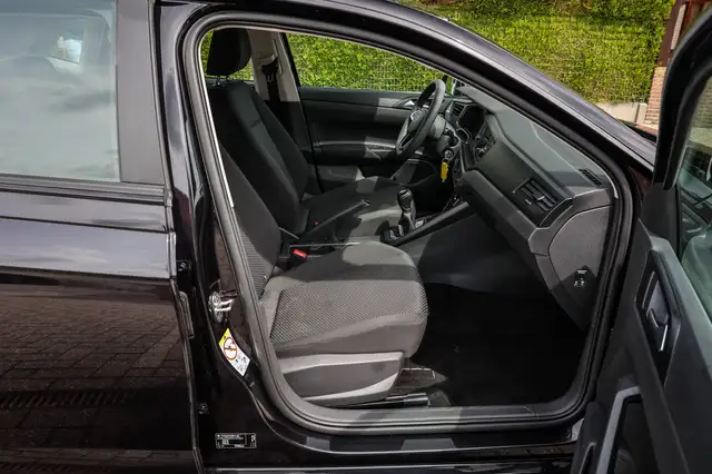 Volkswagen Polo view 22