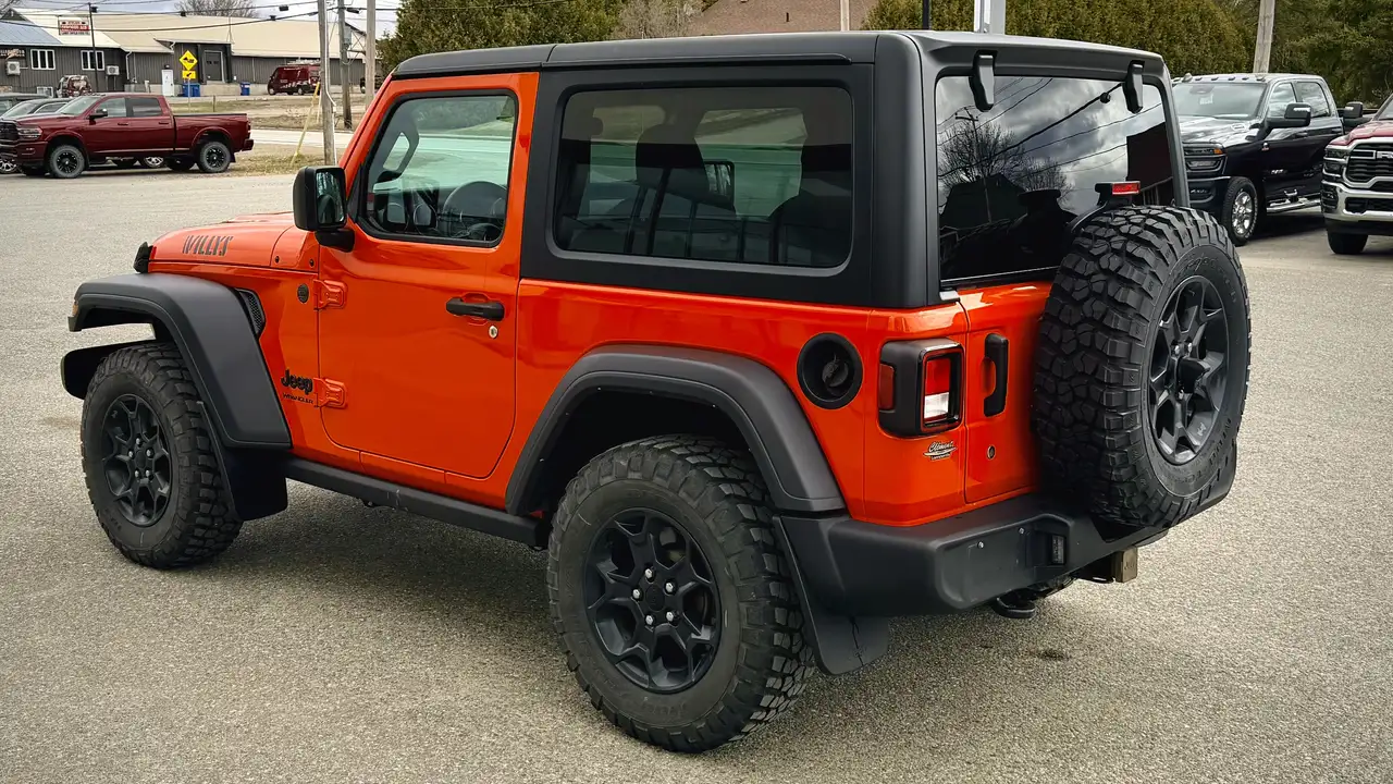 Jeep Wrangler снимка Jeep Wrangler