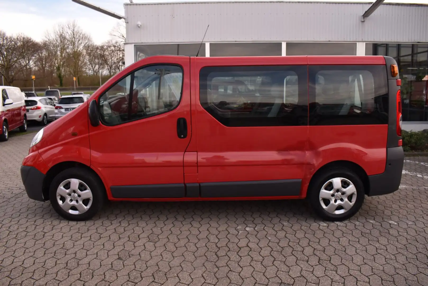 Opel Vivaro Kombi L1H1 2,7t *8003 Czerwony - 2