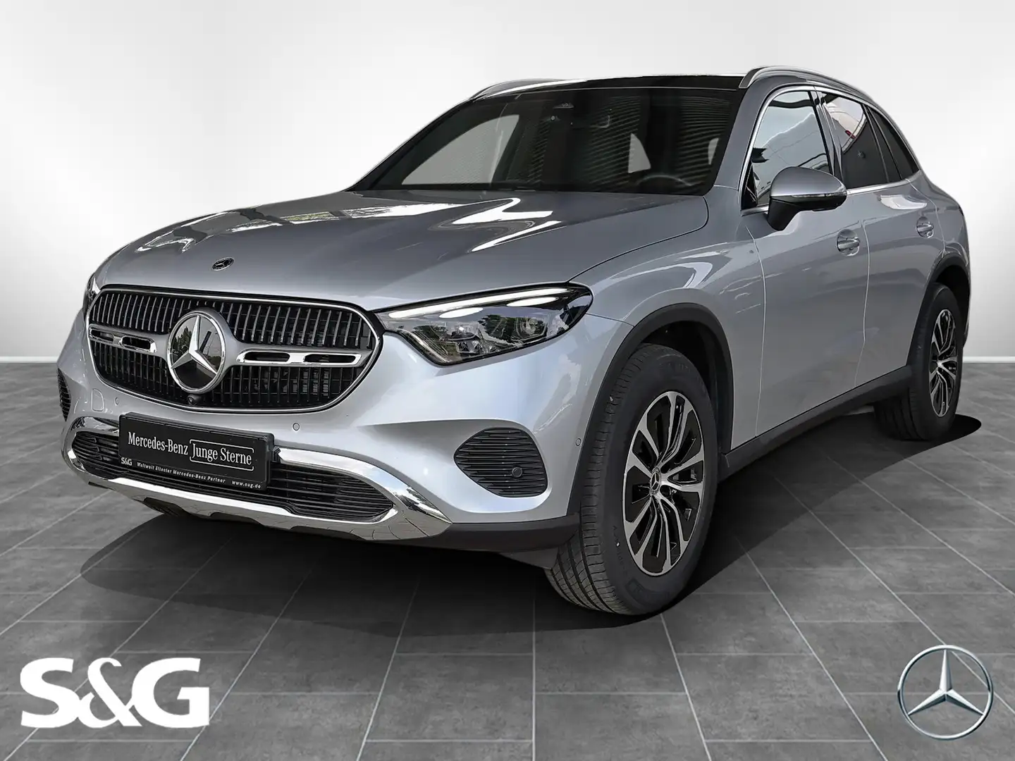 Mercedes-Benz GLC 450 d 4M AHK+PANORAMA+HIFI+TOTWINKEL+360° Silber - 1