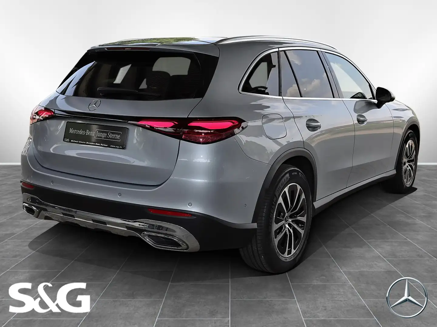 Mercedes-Benz GLC 450 d 4M AHK+PANORAMA+HIFI+TOTWINKEL+360° Zilver - 2