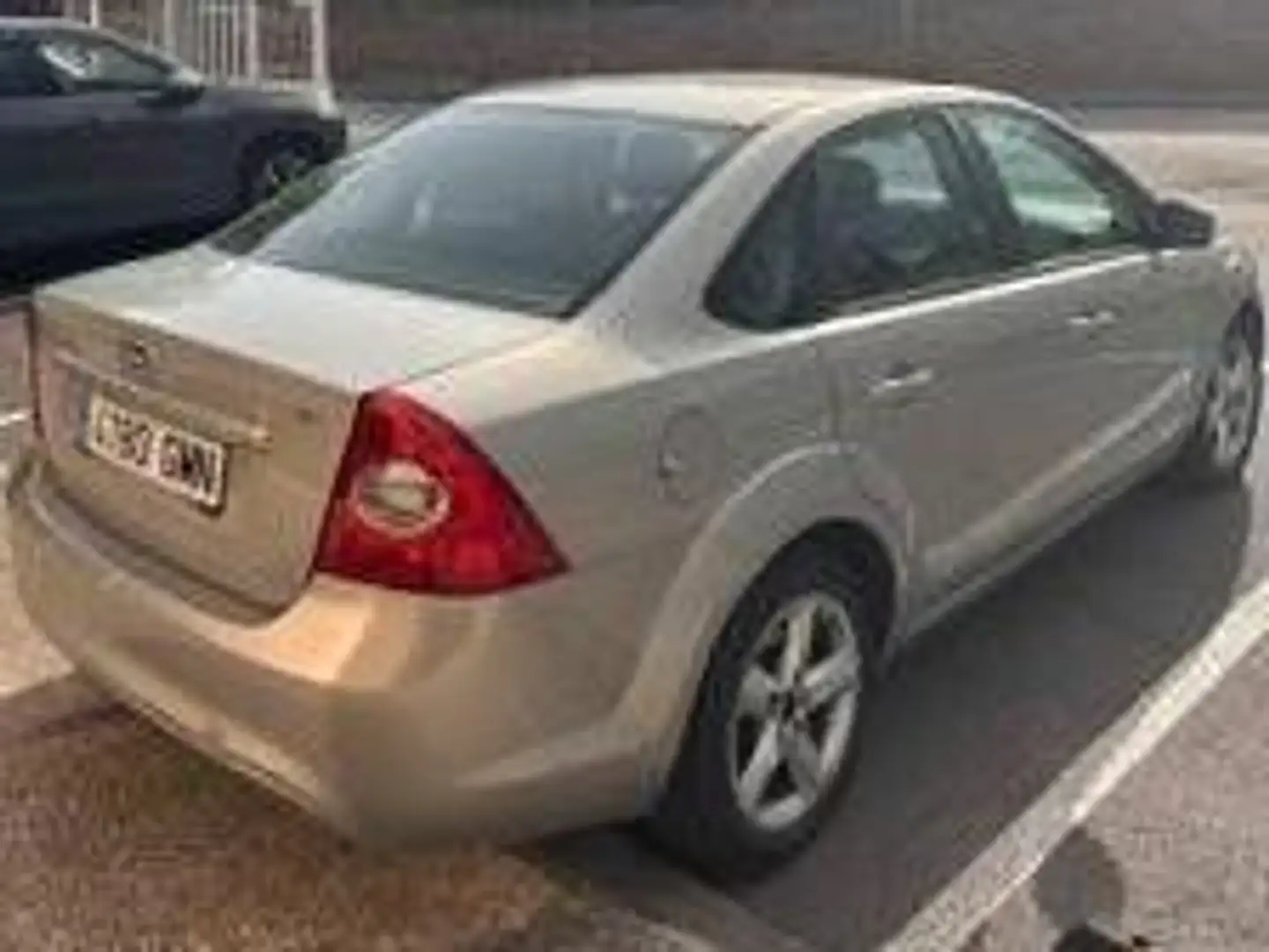 Ford Focus Focus 1.6TDCi Titanium 109 Titanium Gris - 2