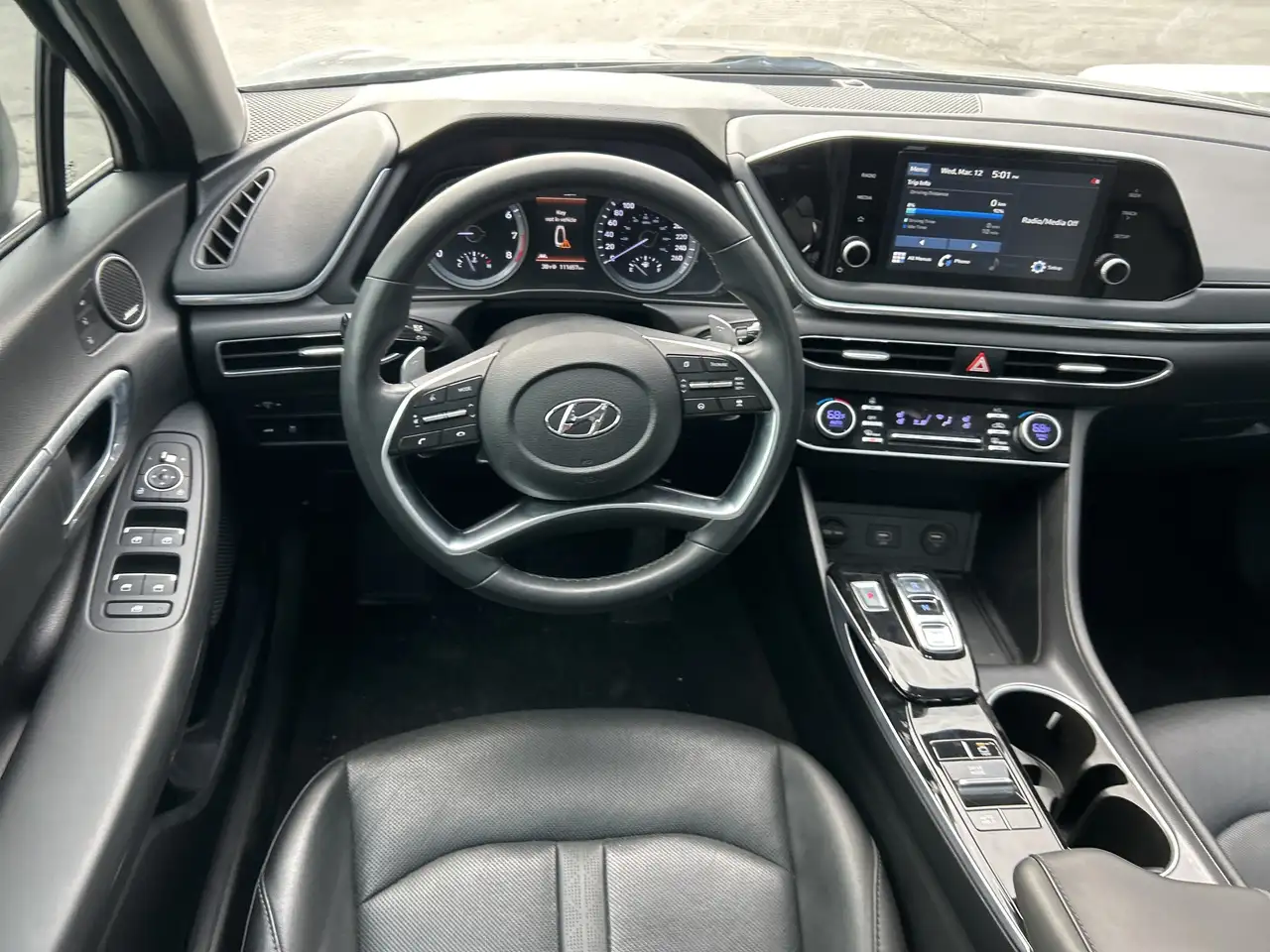 Hyundai SONATA снимка Hyundai SONATA