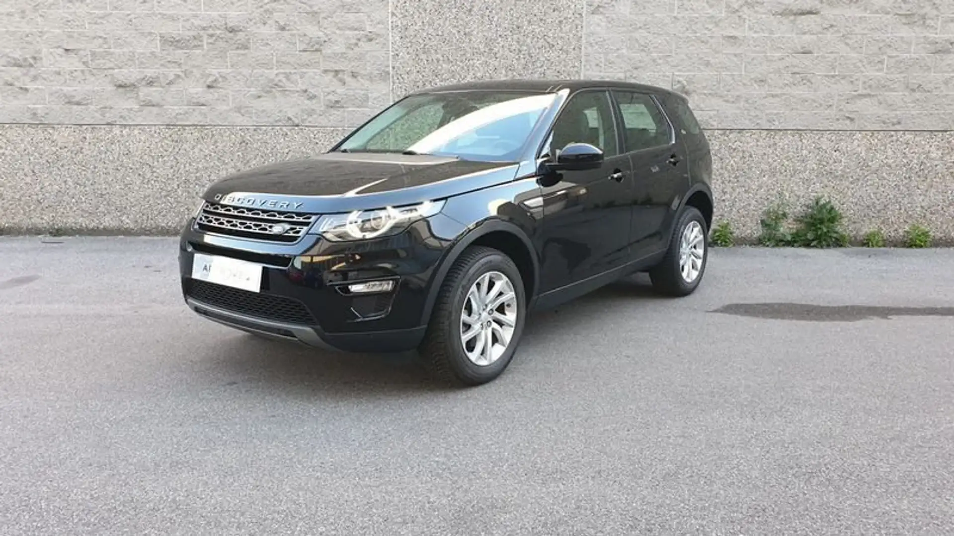 Land Rover Discovery Sport 2.0 TD4 150 CV SE AWD CAMBIO AUTOMATICO Fekete - 1