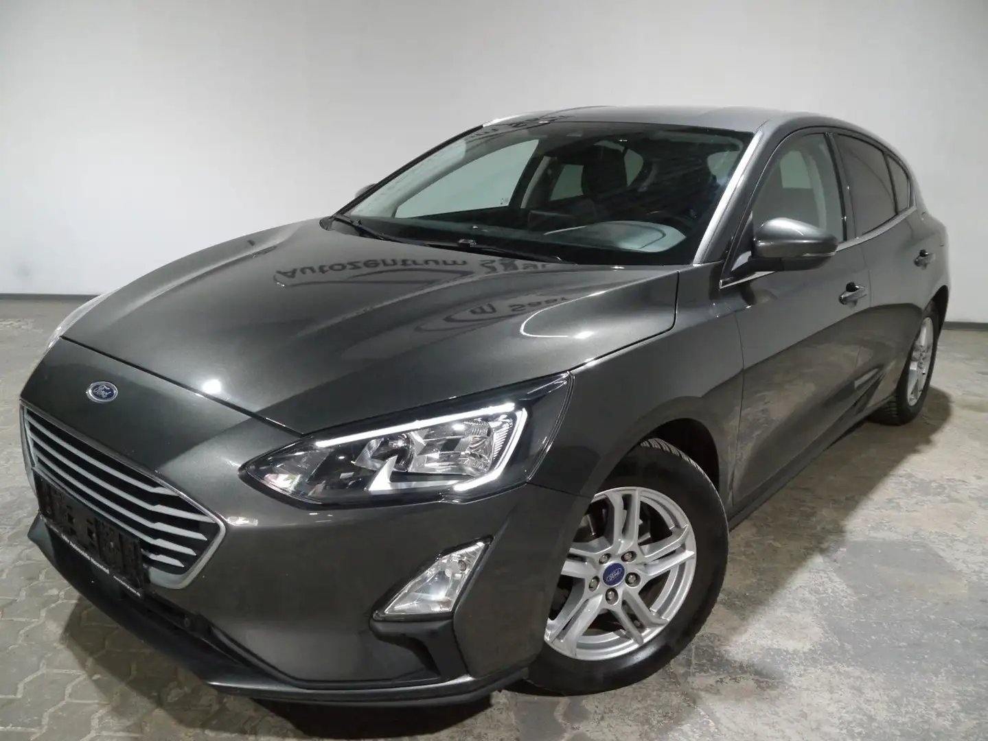 Ford Focus Cool & Connect Automatik Kamera Navi LED Grijs - 2