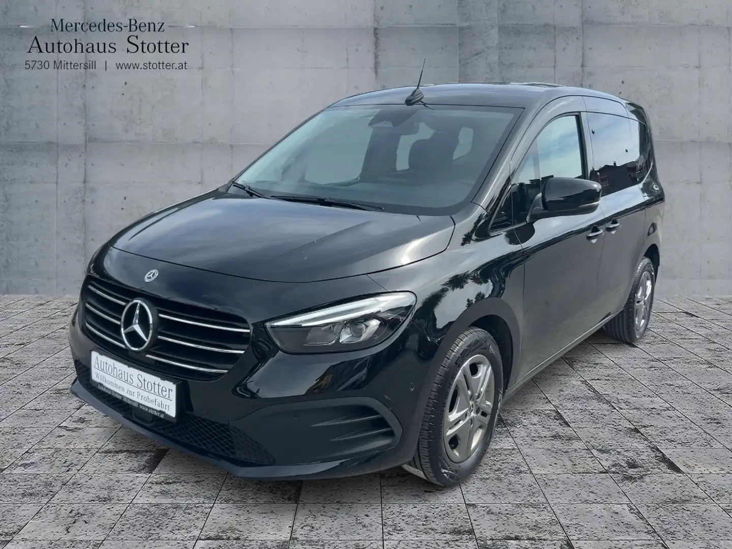 Mercedes-Benz T-Class T 180 d STYLE Standard *Navi*MBUX*RKam*LED*PTS* Schwarz - 1