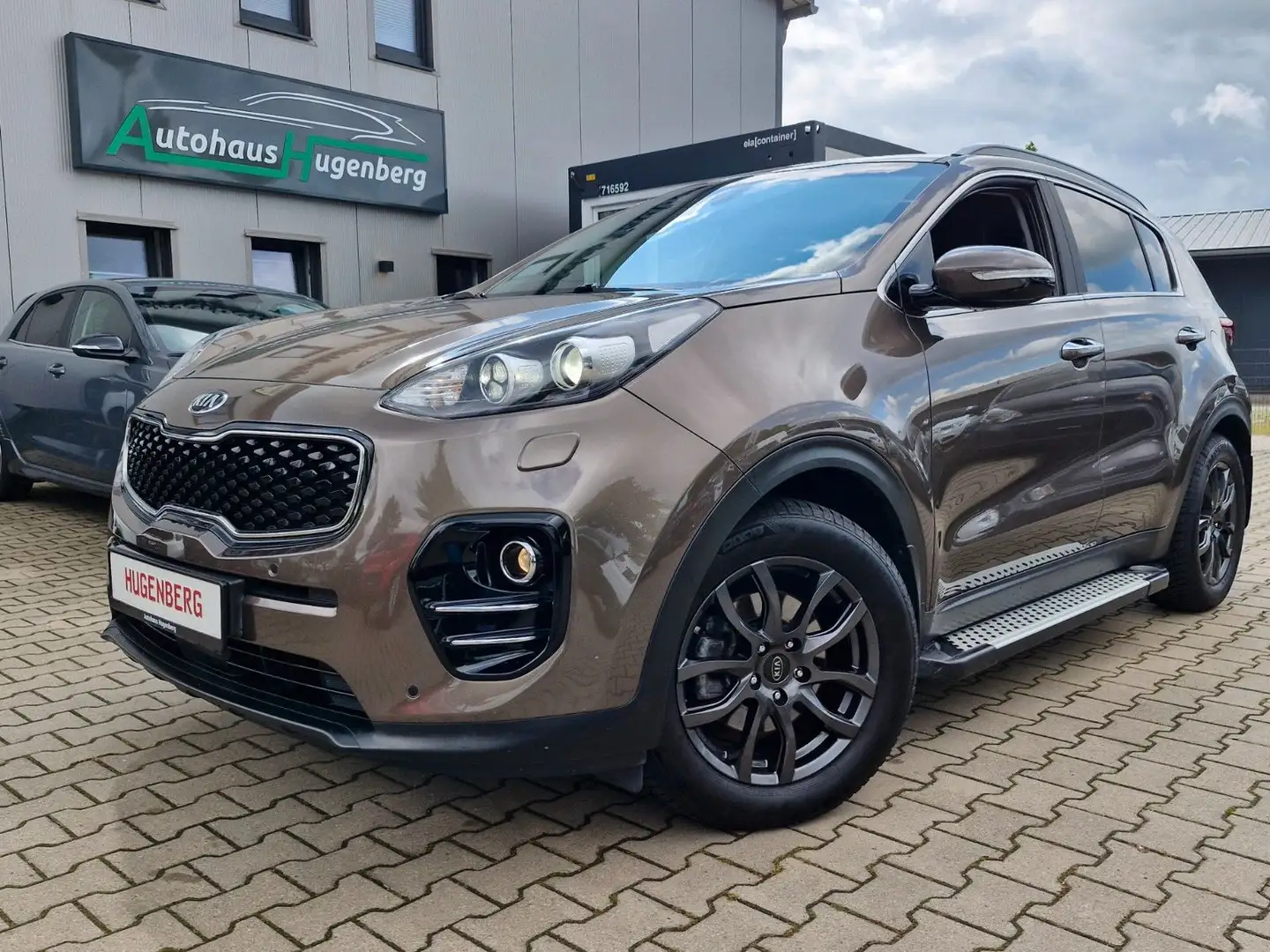 Kia Sportage Spirit 2.0 CRDi 2.2 T Anhängelast Beige - 1