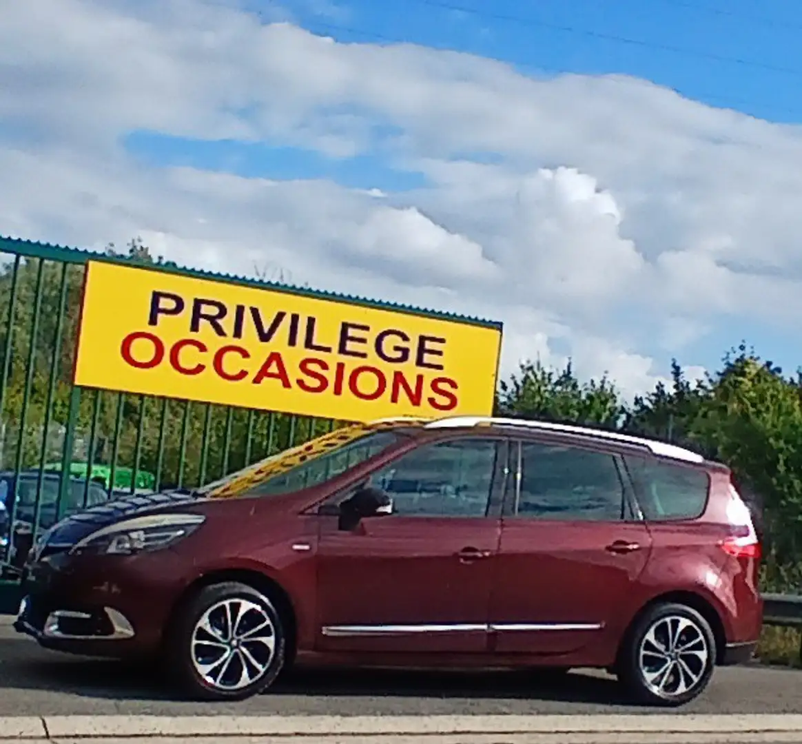 Renault Grand Scenic 15 dCi 110 Bose 5pl GPS CUIR AIRCOél JA ATTREM Rouge - 1