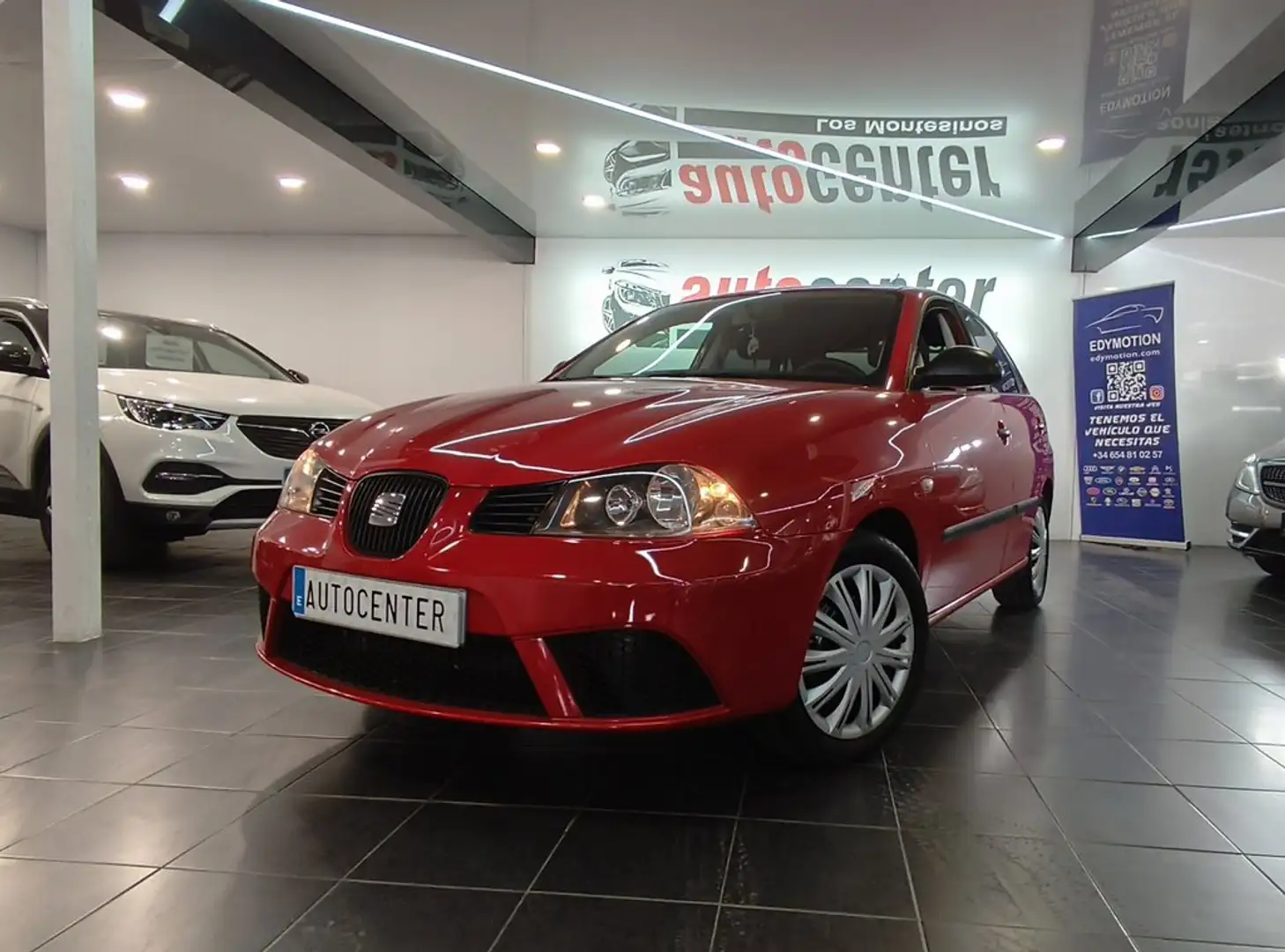 SEAT Ibiza 1.2 Reference 70 Rojo - 1