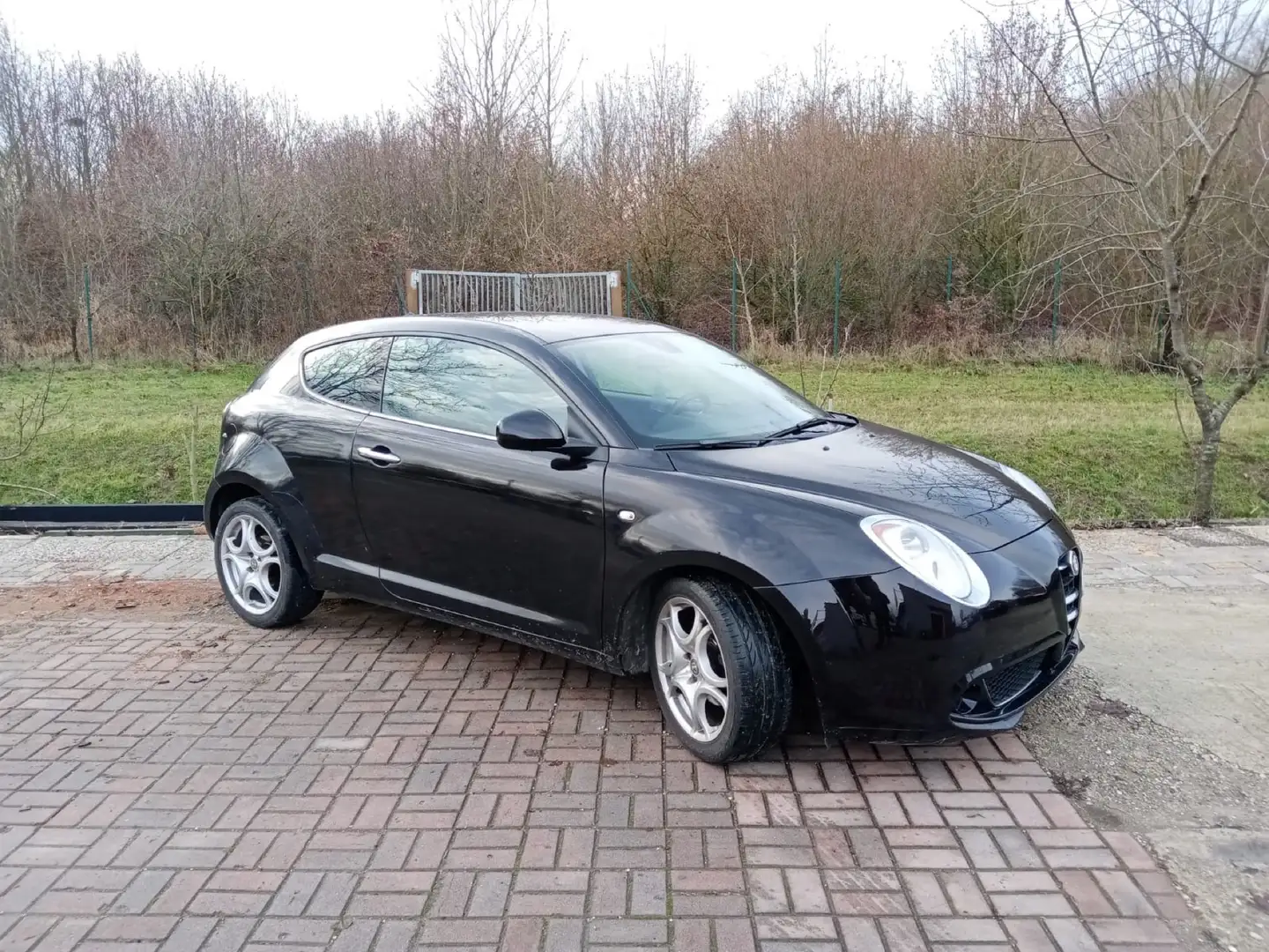 Alfa Romeo MiTo 1.6 jtdm Distinctive 120cv Nero - 1