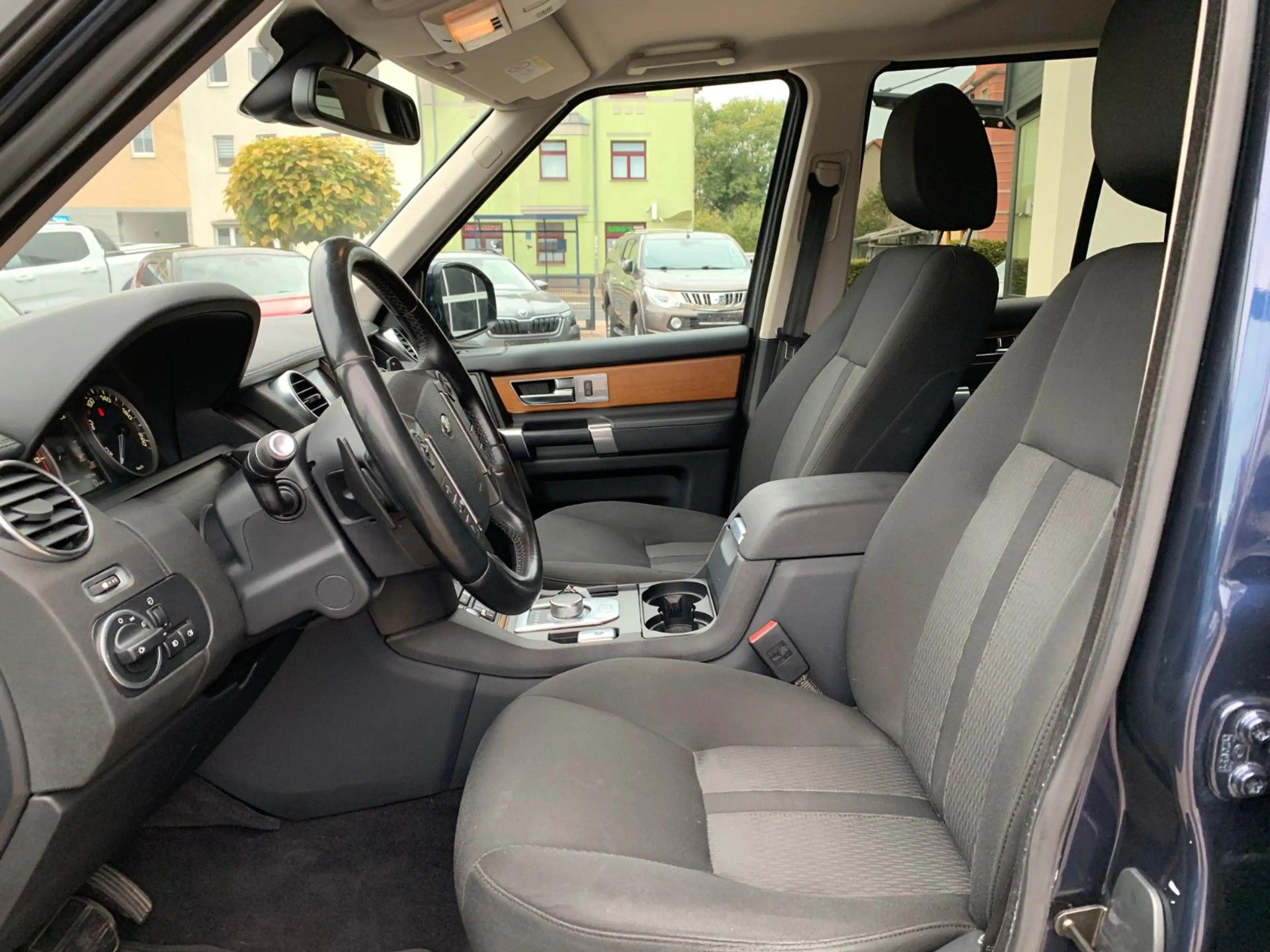 Land Rover Discovery 4 TDV6 SE AHK+Xenon+Nur Gewerbe — photo 10