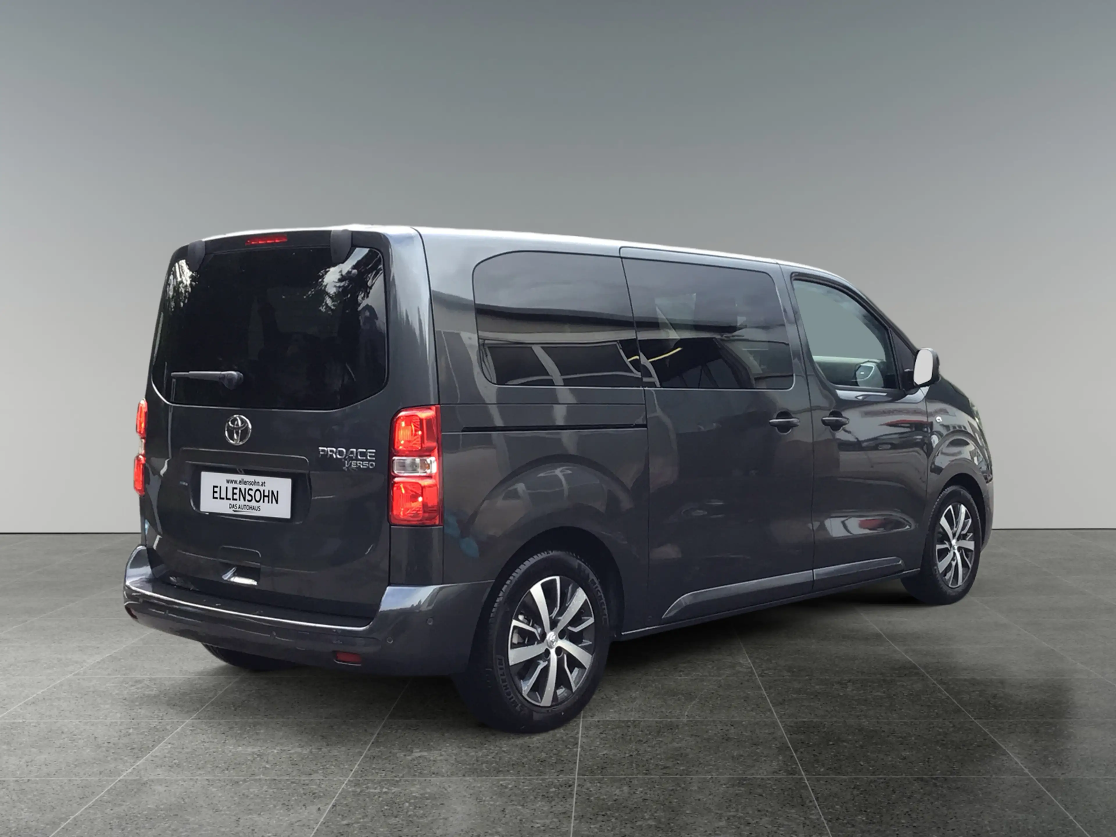 Toyota Proace Proace Verso 2,2 l, 180 Family Medium — photo 5