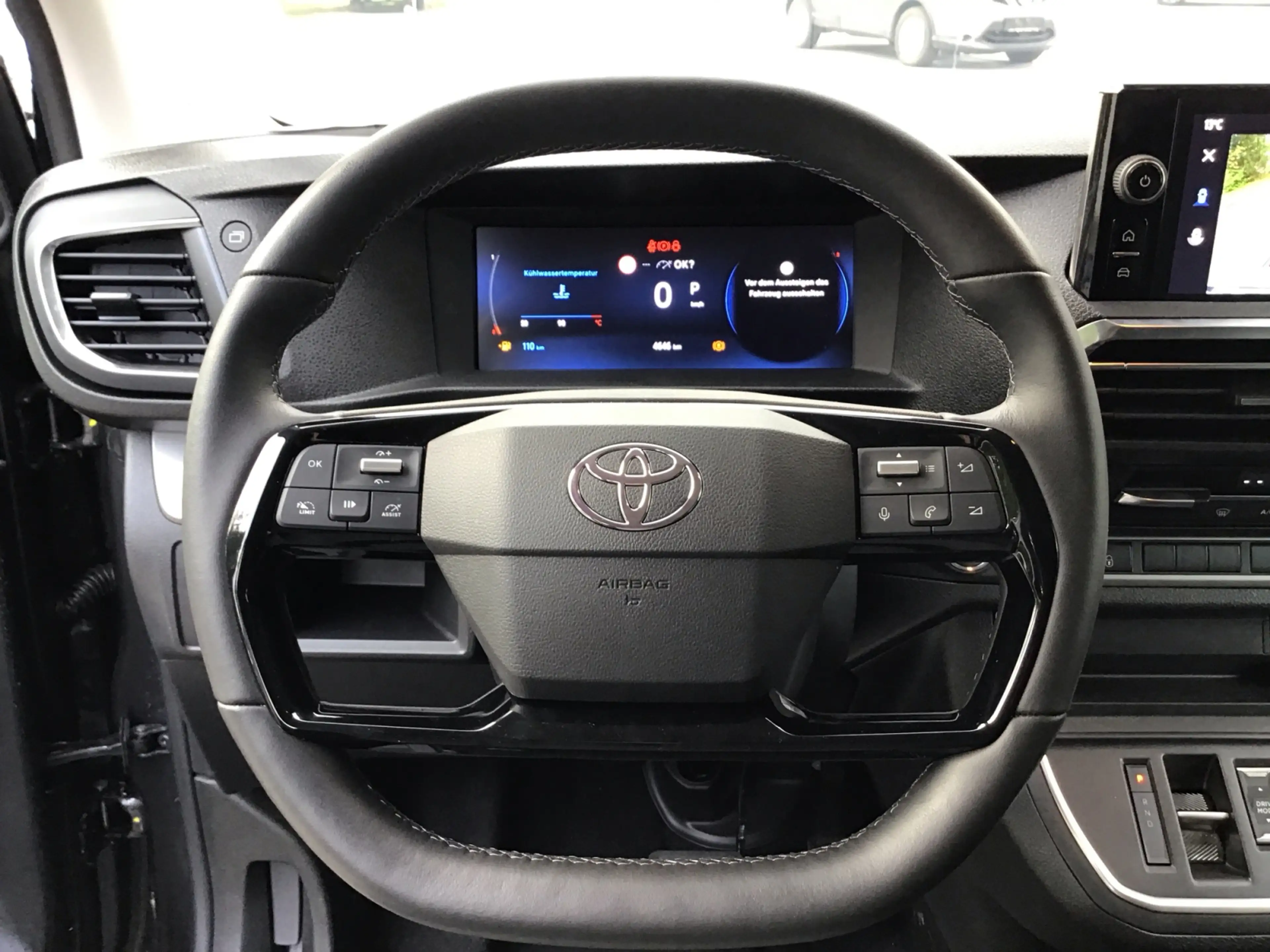 Toyota Proace Proace Verso 2,2 l, 180 Family Medium — photo 11
