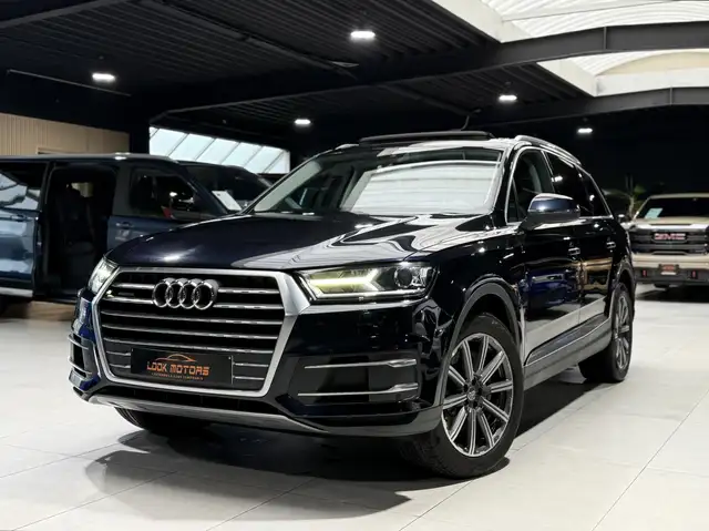Audi Q7 3.0 TDi V6 Quattro Tiptronic 218cv 7 PLACES PANO