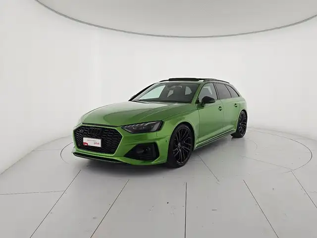 Audi RS4 RS 4 Avant Colorazione Exclusive Java green