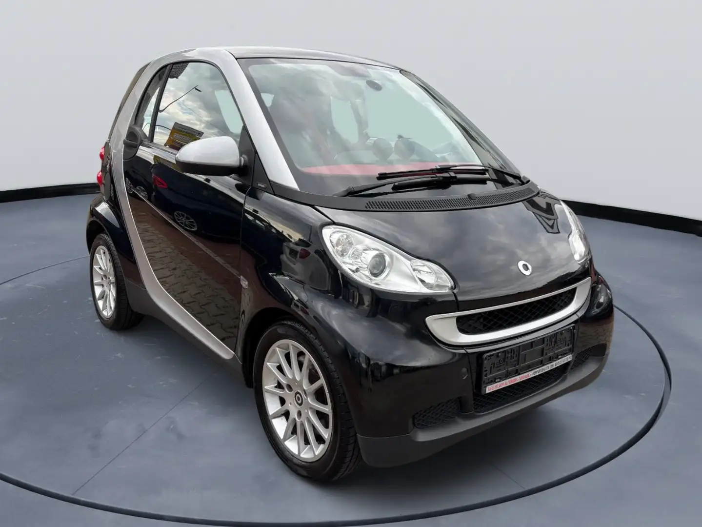 smart forTwo Passion/ Sitzheizung/Alufelgen/ZV Funk Schwarz - 1