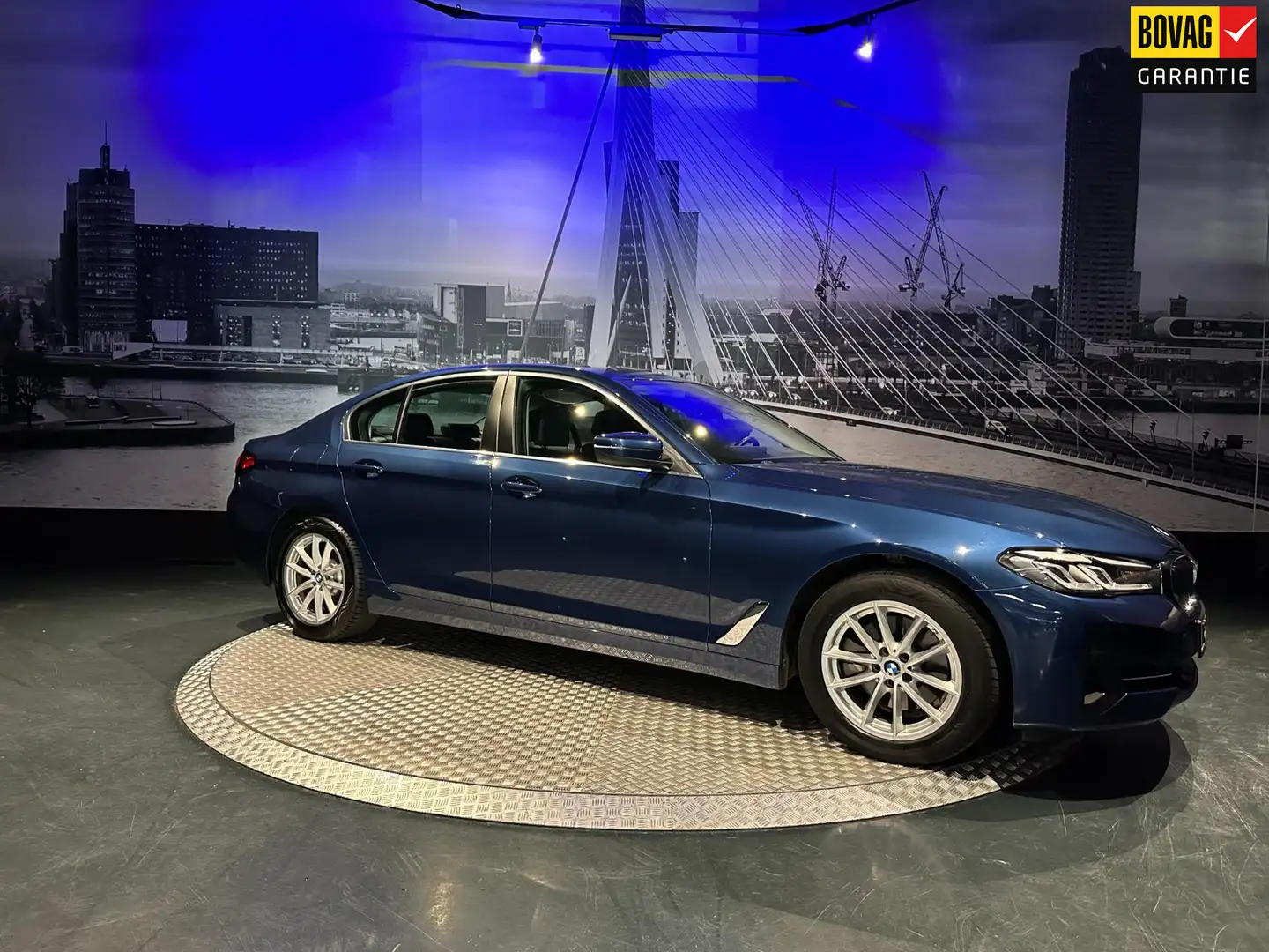 BMW 520 5-serie 520i High Executive Edition *Facelift*Led* Modrá - 1