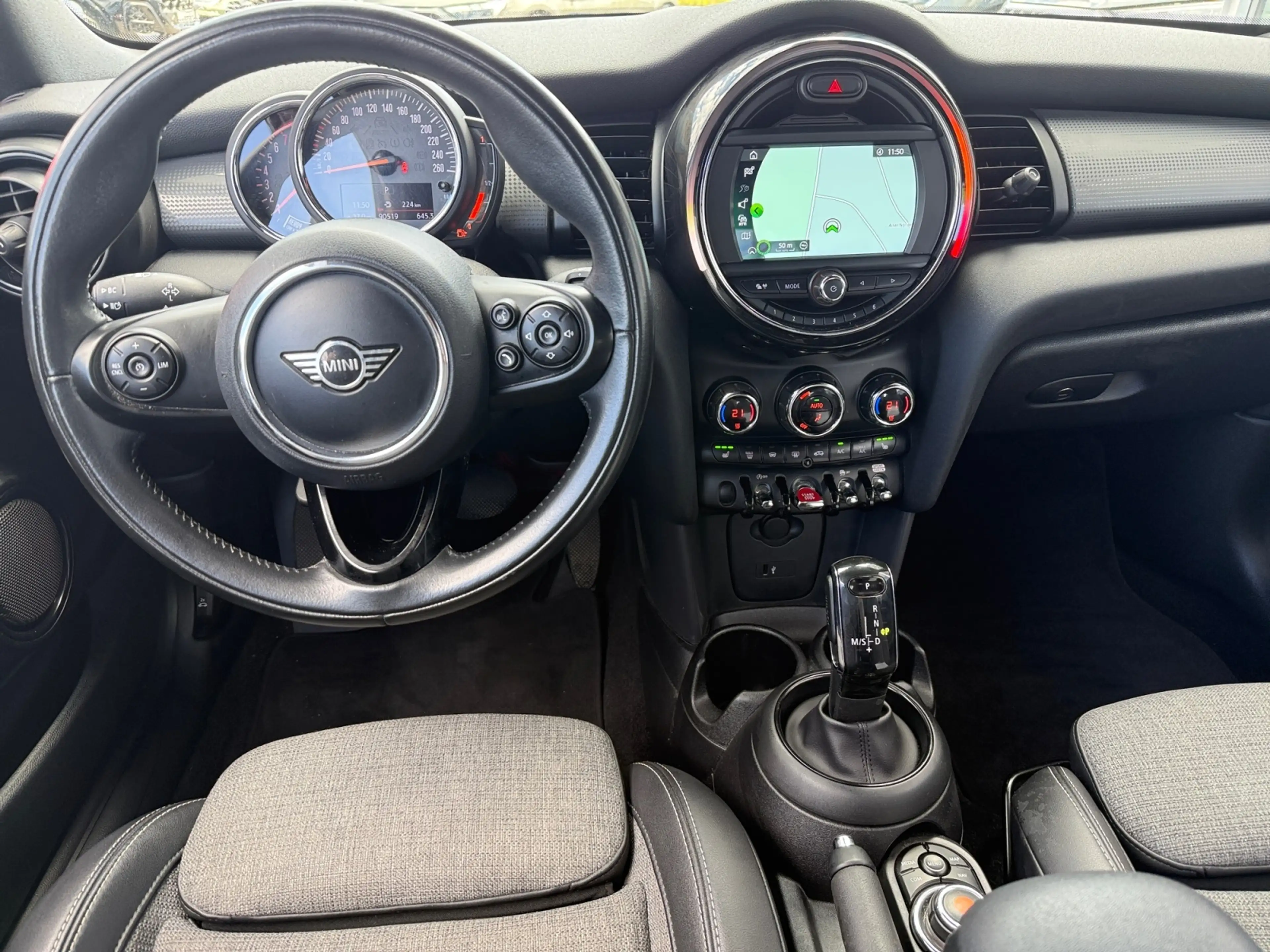 MINI Cooper Cabrio Cooper Cabrio CHILI LED Navi SHZ Tempomat — photo 10