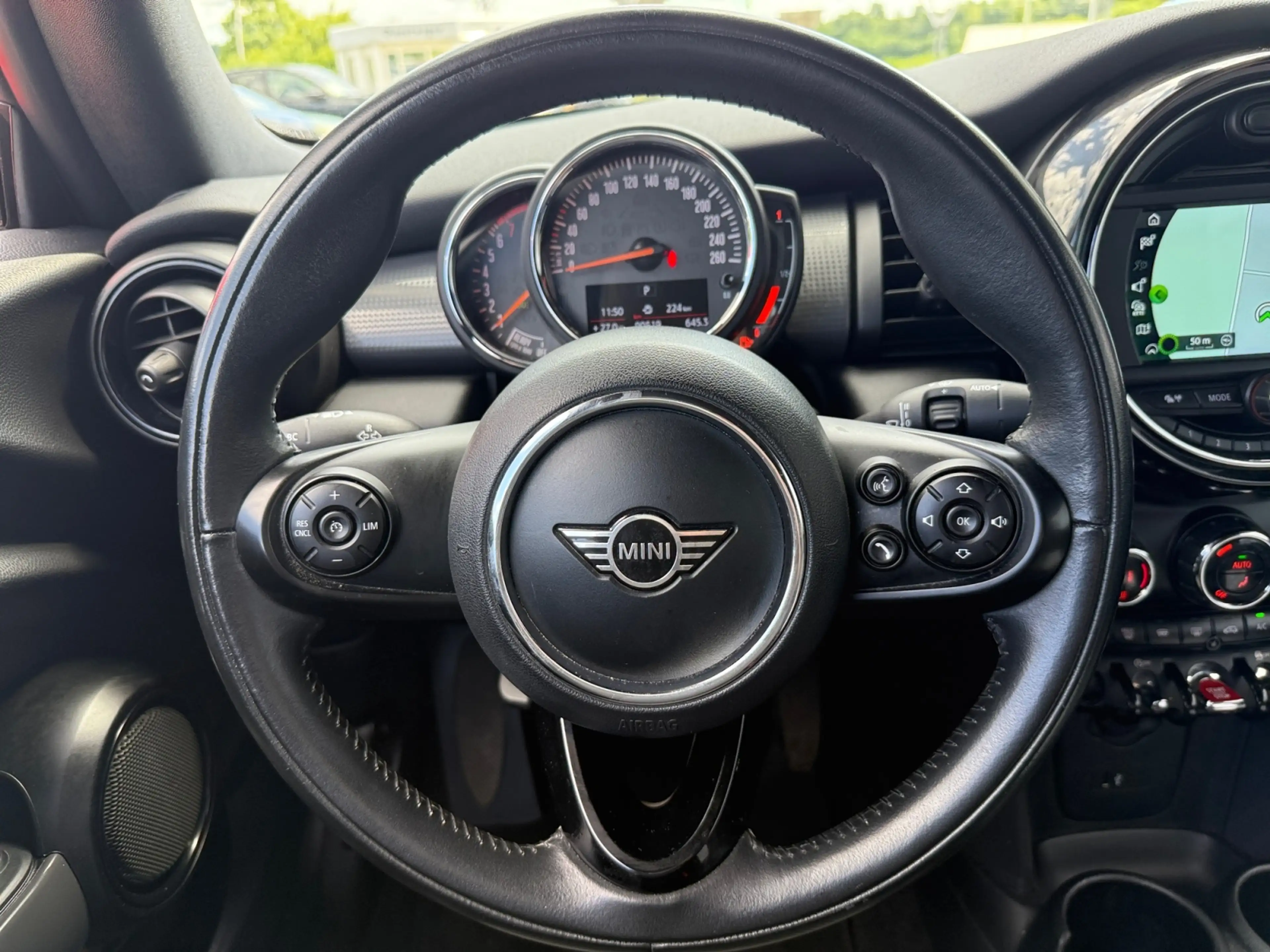 MINI Cooper Cabrio Cooper Cabrio CHILI LED Navi SHZ Tempomat — photo 12