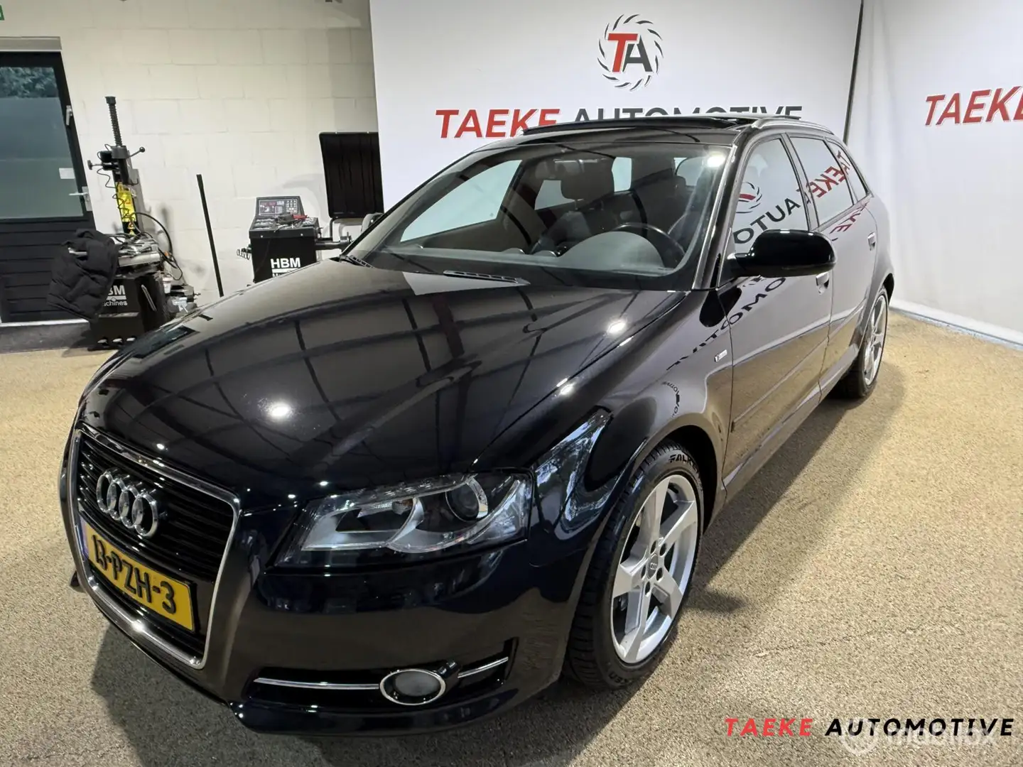 Audi A3 Sportback 1.4 TFSI Ambition ProLine S AUT/NW KETTI Noir - 1
