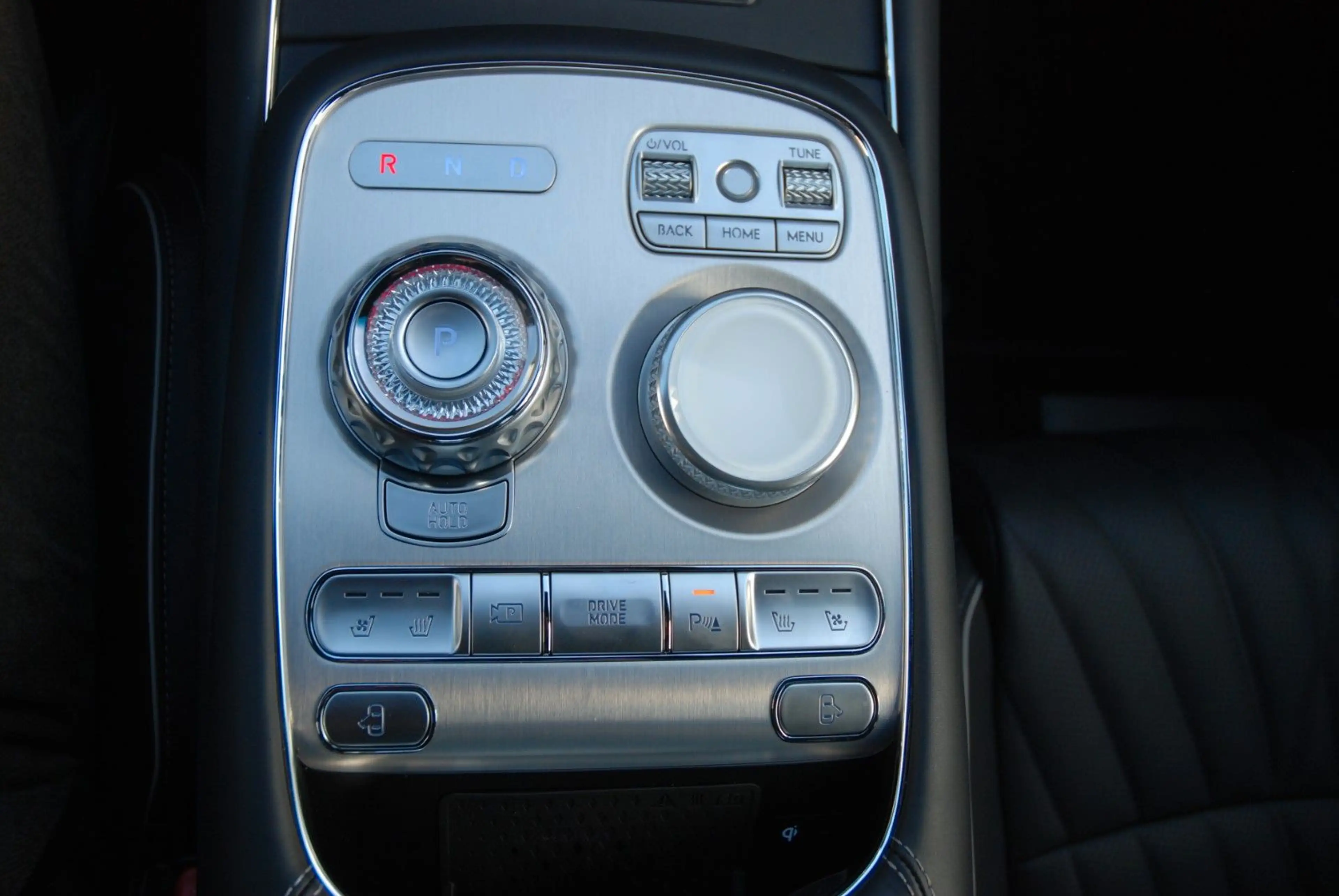 Genesis G90 3.5T MHEV Luxury Plus AWD 4-Sitzer — photo 13