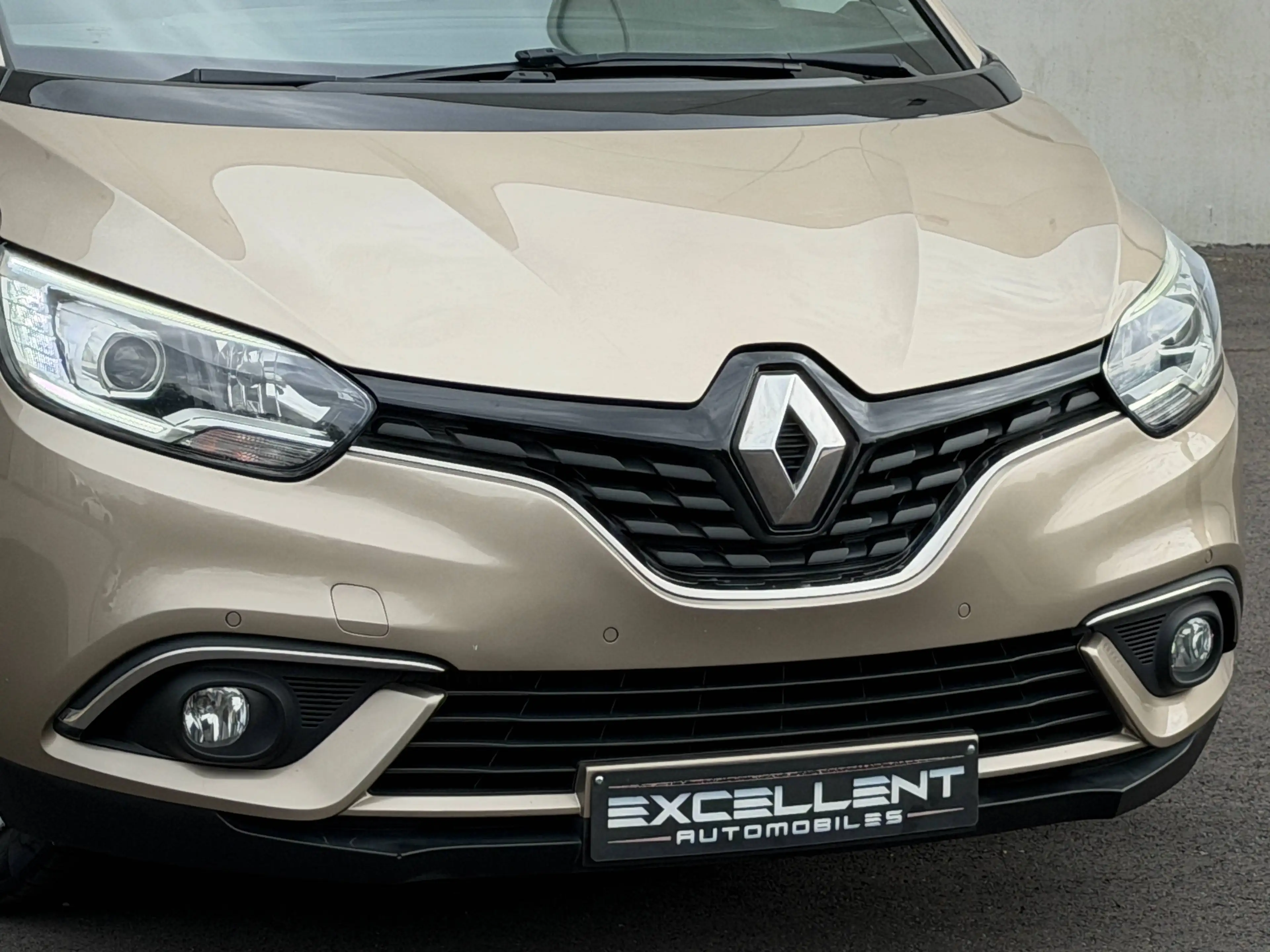 Renault Grand Scenic 1.33 TCe Energy Limited 7PLACES/GPS/BLUETOOTH/CRUISE/PDC/ATTACHE REMORQUE/GARANTIE 12 MOIS — photo 15