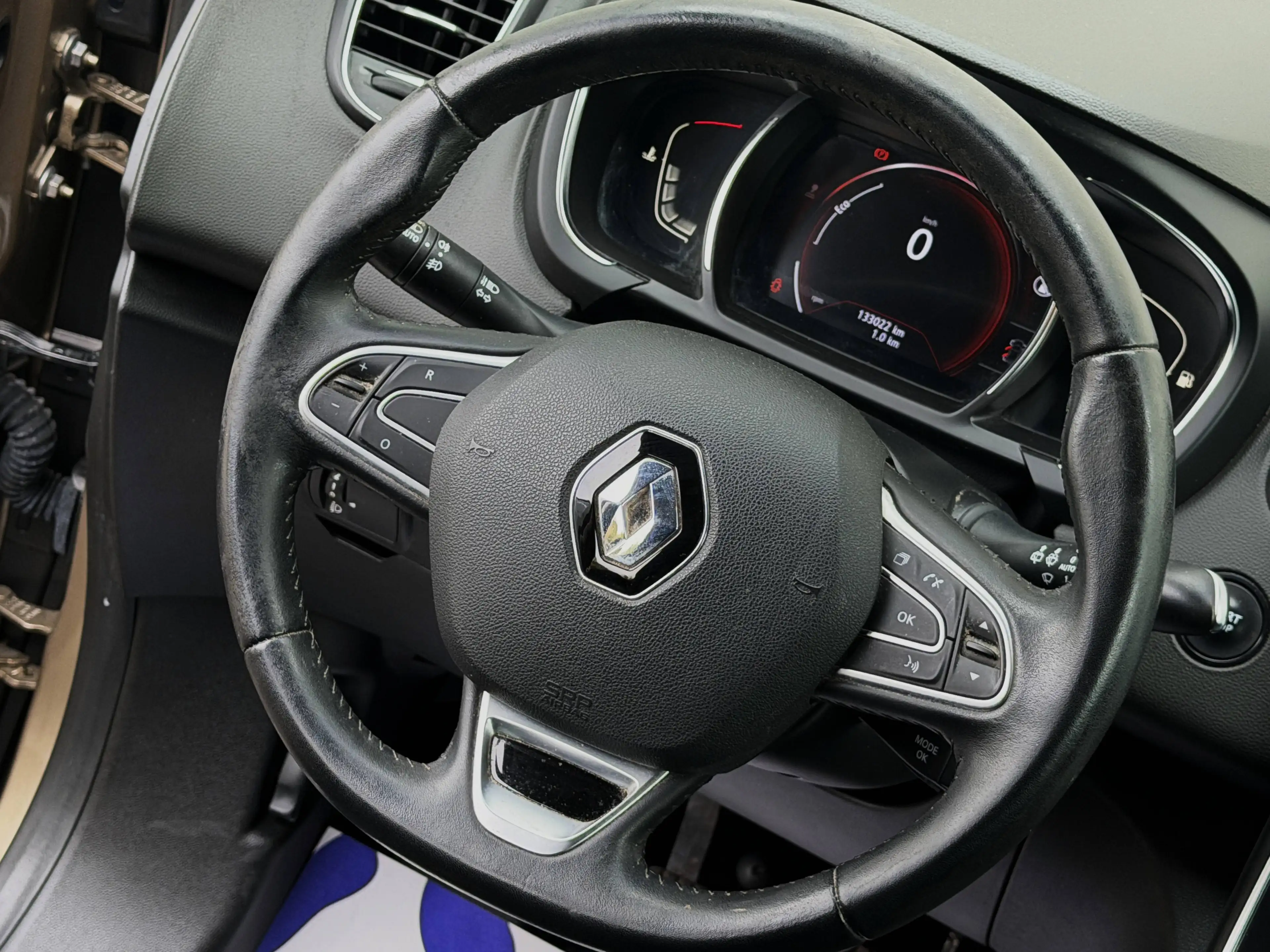 Renault Grand Scenic 1.33 TCe Energy Limited 7PLACES/GPS/BLUETOOTH/CRUISE/PDC/ATTACHE REMORQUE/GARANTIE 12 MOIS — photo 6