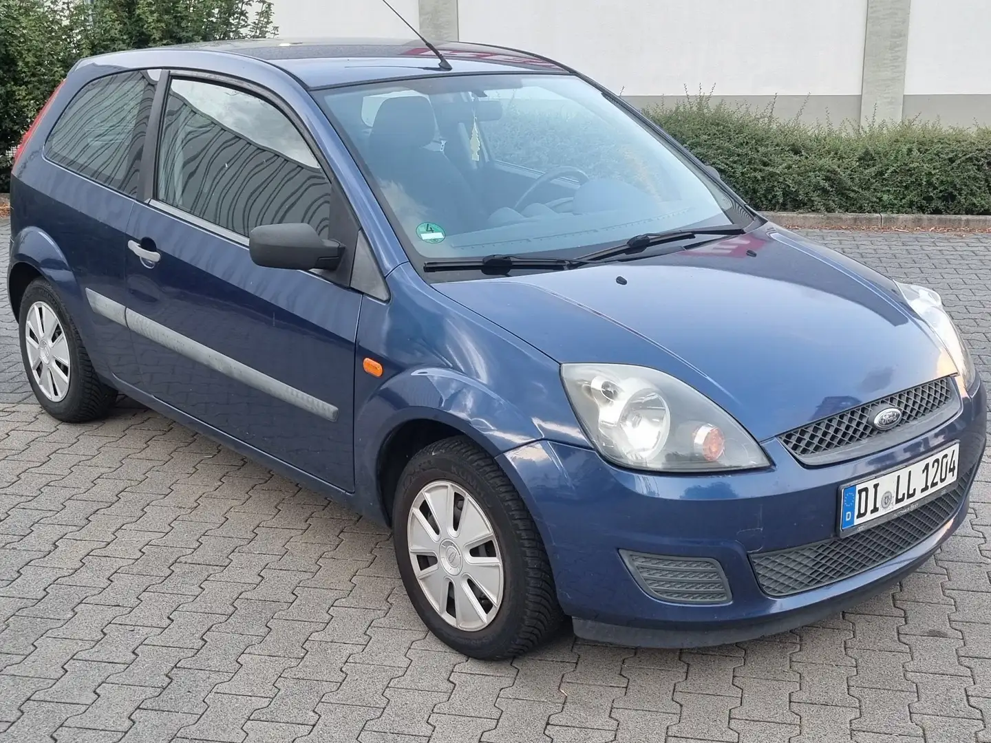 Ford Fiesta Fiesta 1.3 Ghia Blau - 1