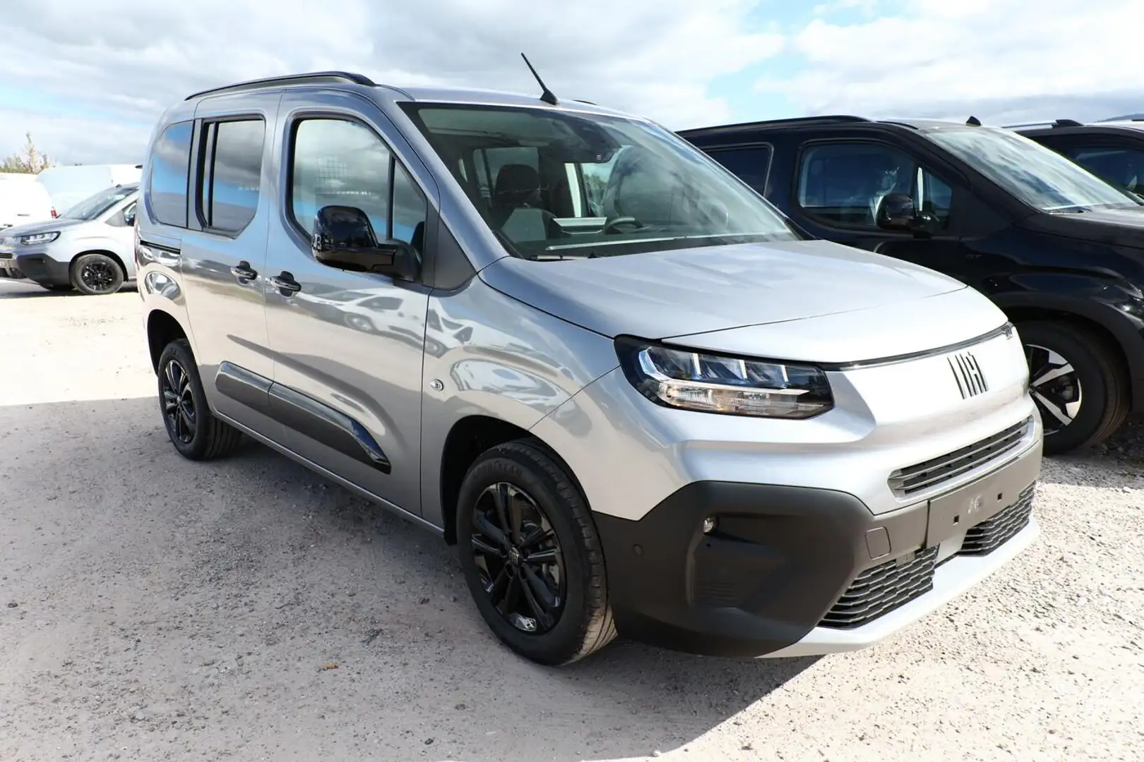 Fiat Doblo Kombi 100 Nav LED TEMP Kam PDC 16Z N1 75 kW (10... Gris - 2