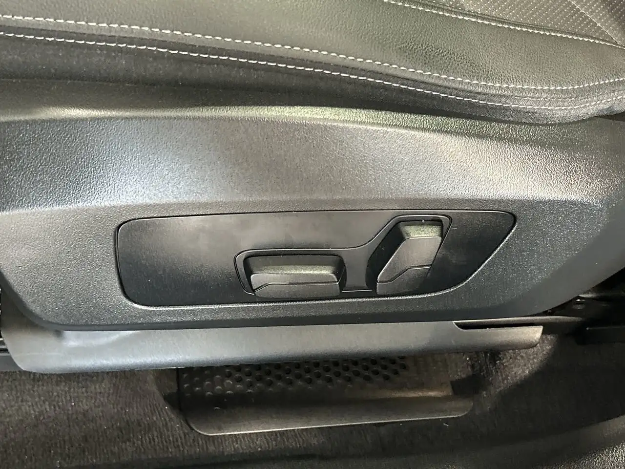 BMW X1 снимка BMW X1