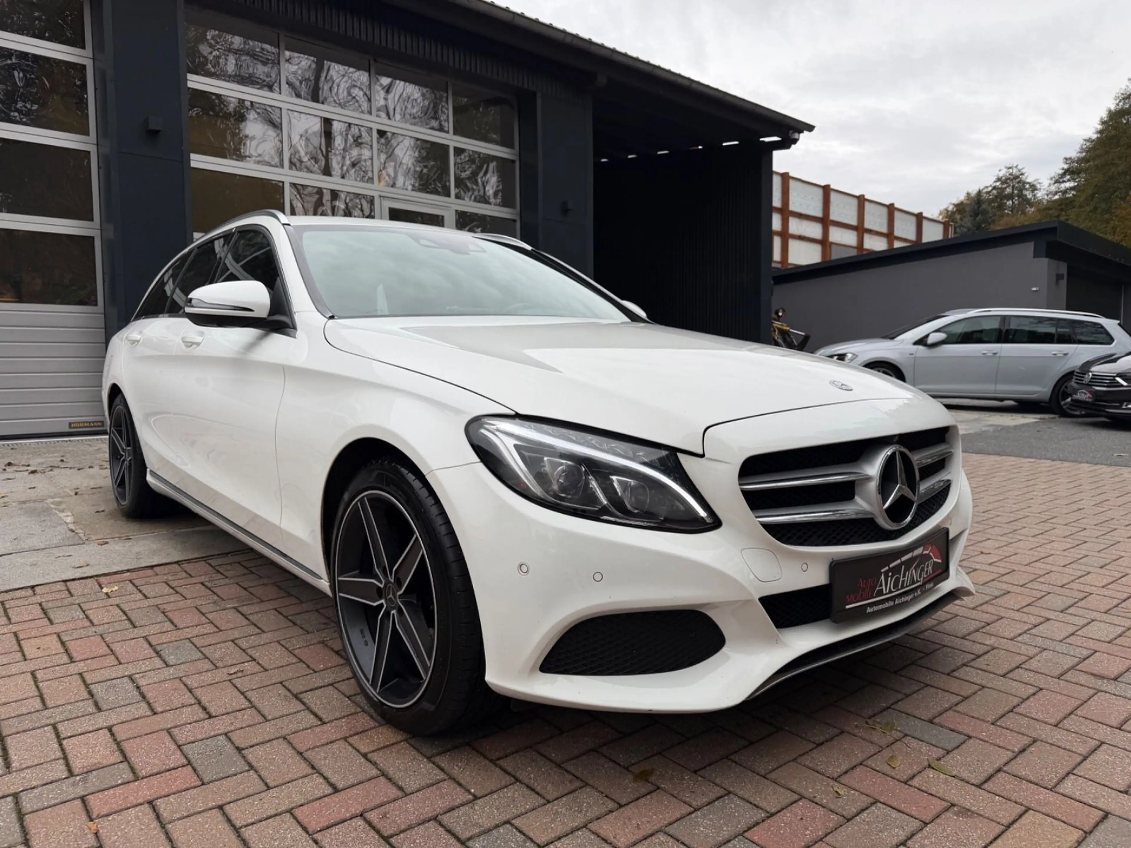 Mercedes-Benz C 220 d T-Modell Head-Up 8-Fach LED Kamera — photo 3