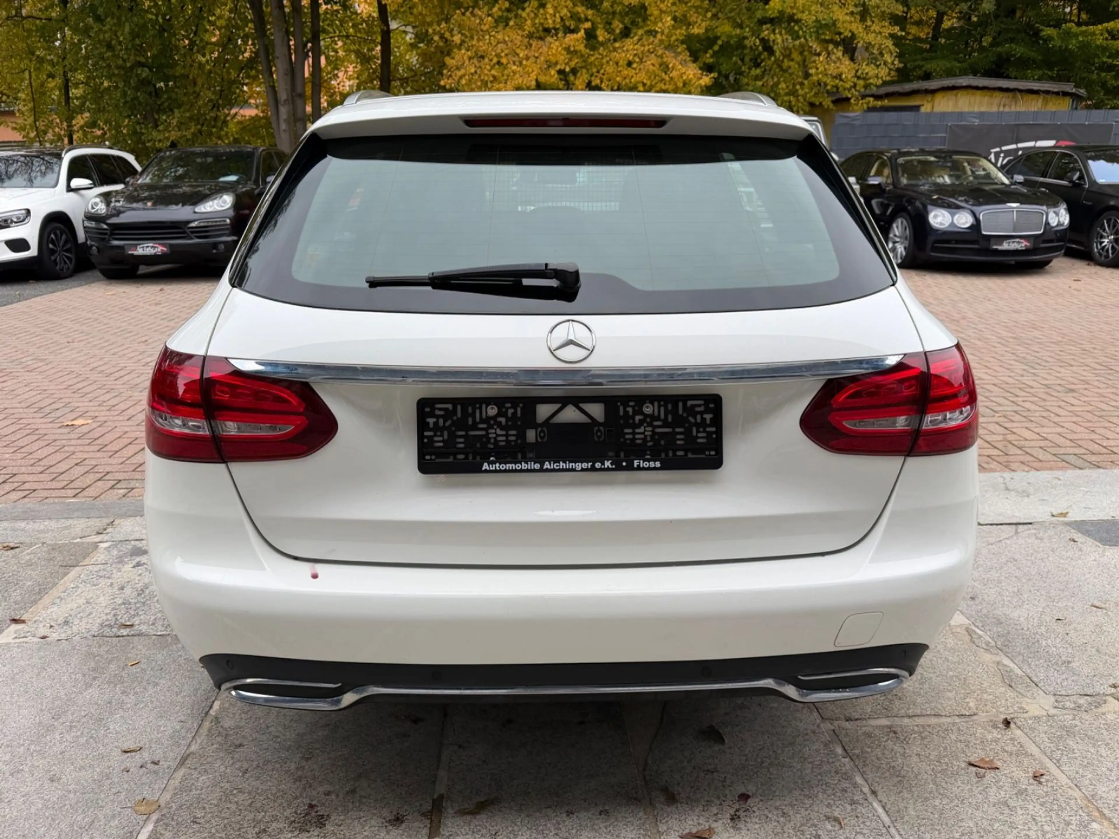 Mercedes-Benz C 220 d T-Modell Head-Up 8-Fach LED Kamera — photo 6