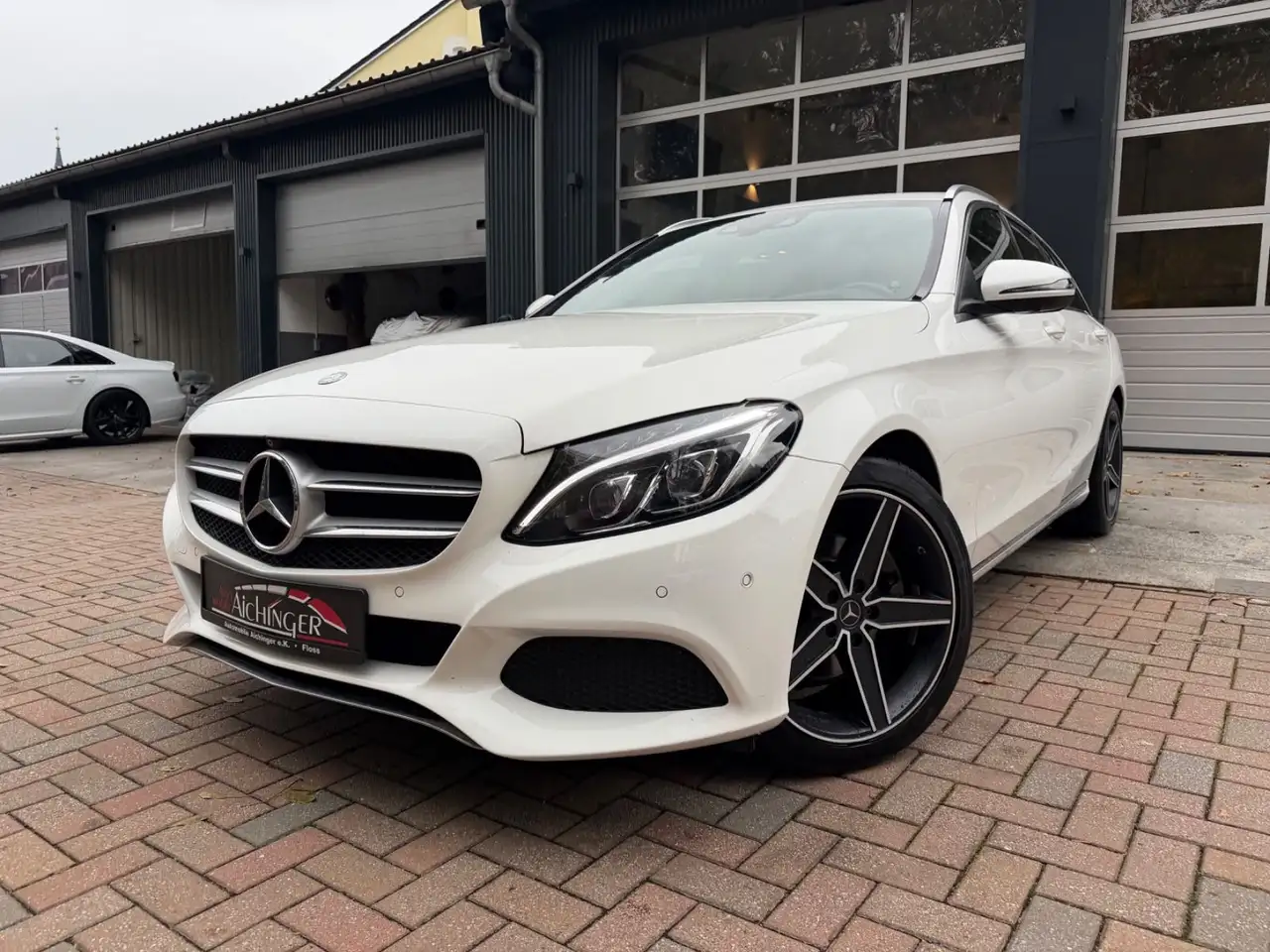 Mercedes-Benz C 220