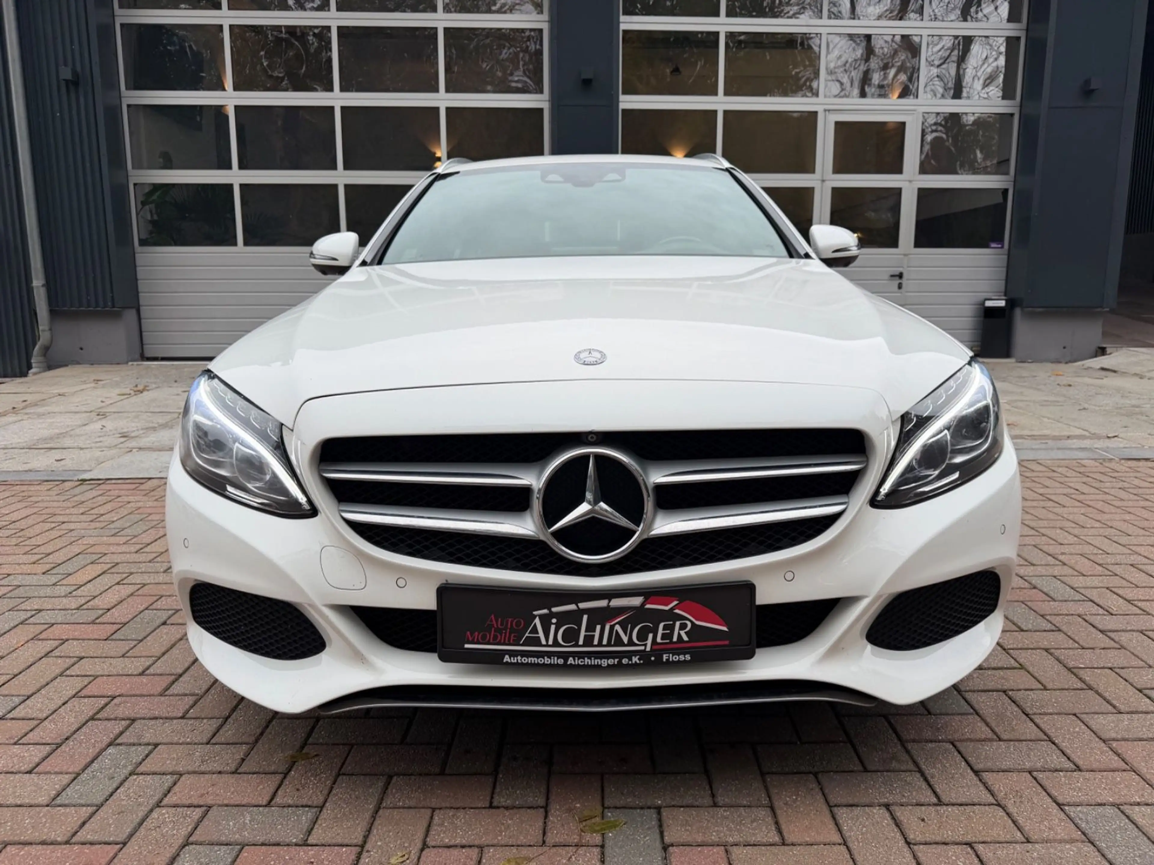 Mercedes-Benz C 220 d T-Modell Head-Up 8-Fach LED Kamera — photo 2