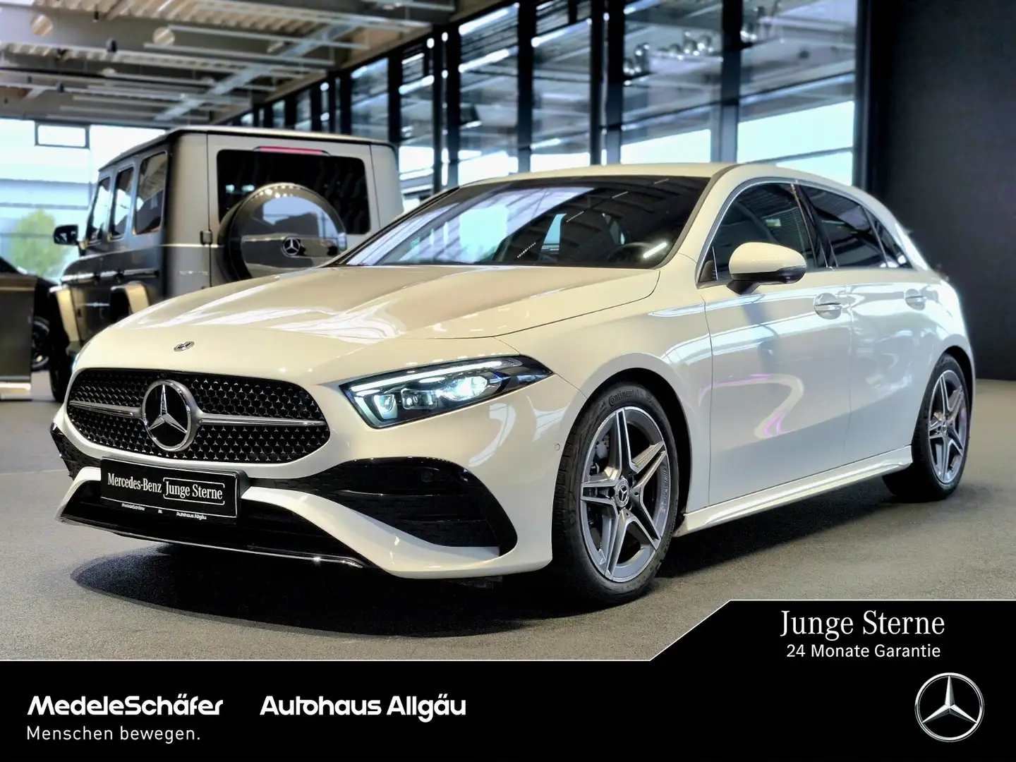 Mercedes-Benz A 220 A 220 d AMG AHK Distronic 360° Multib. Keyless Weiß - 1
