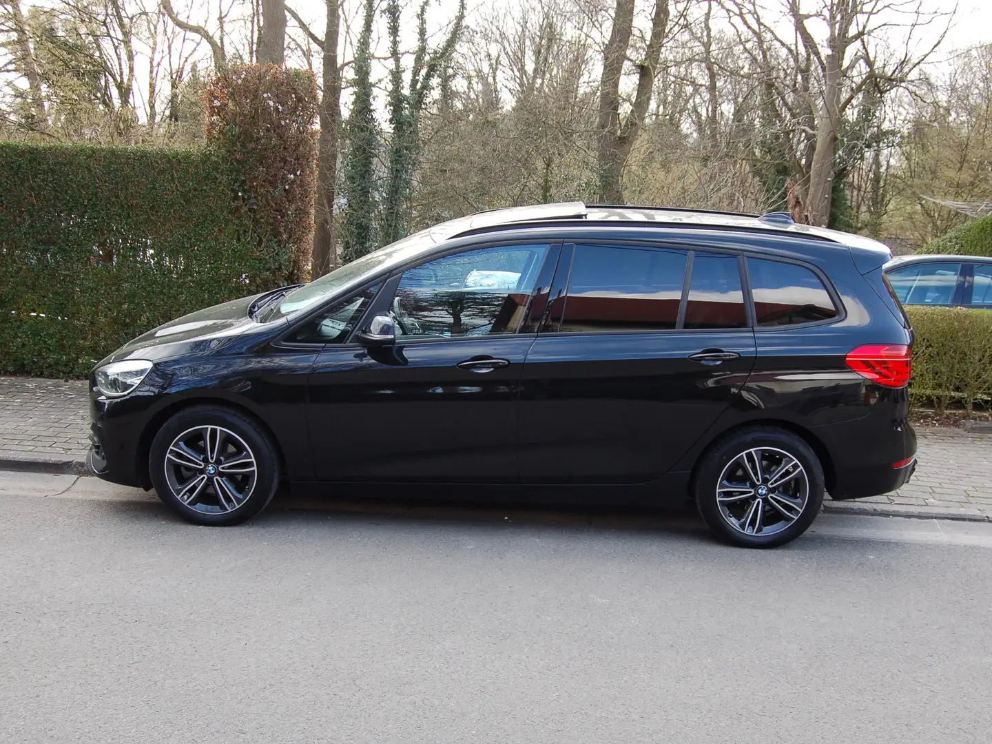 BMW 216 Gran Tourer 216i OPF (EU6AP) SPORTLINE T.O CAMERA Schwarz - 1
