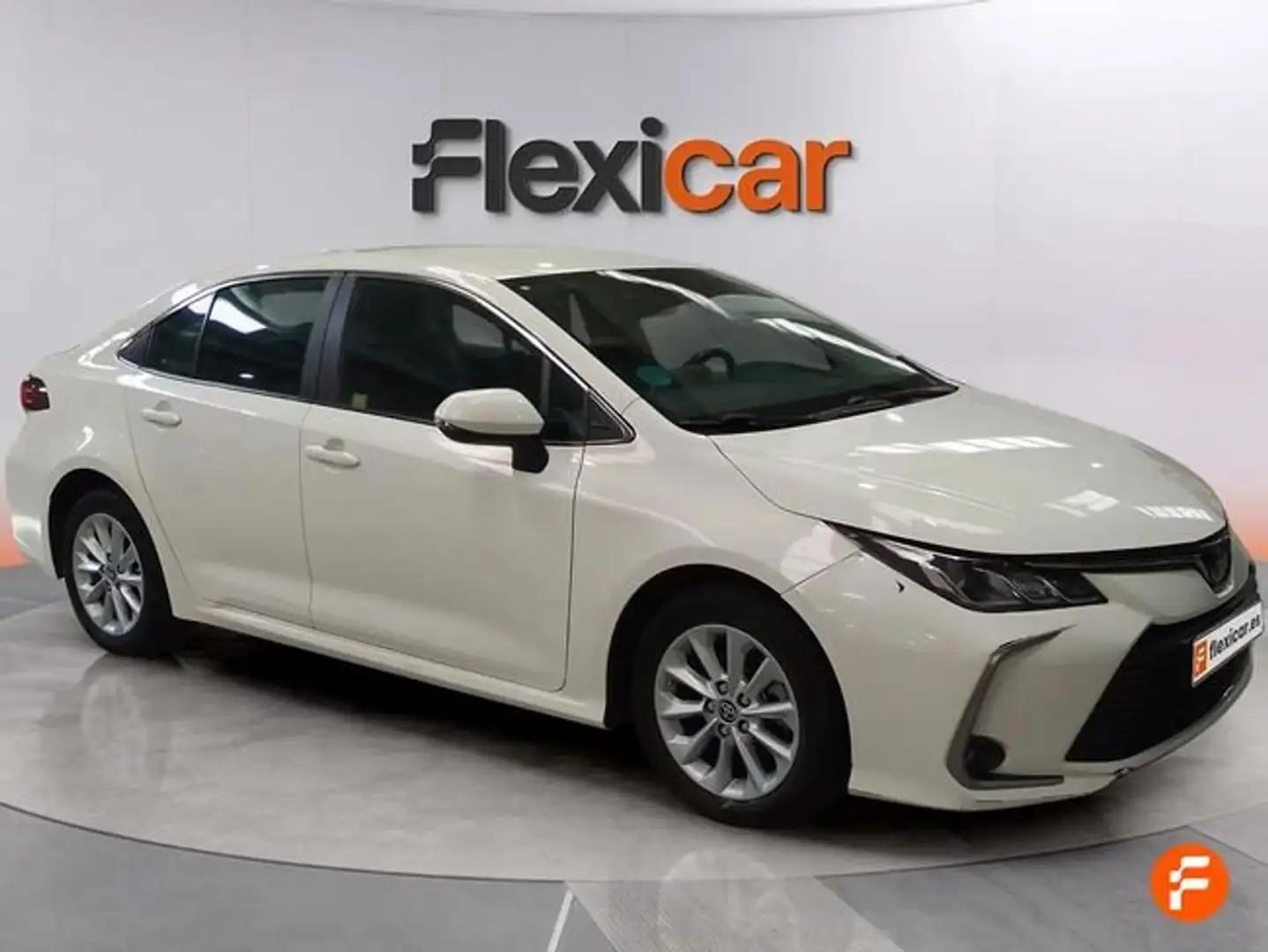 Toyota Corolla 1.5 125 Active Plus Sedan (125 CV) Blanco - 2