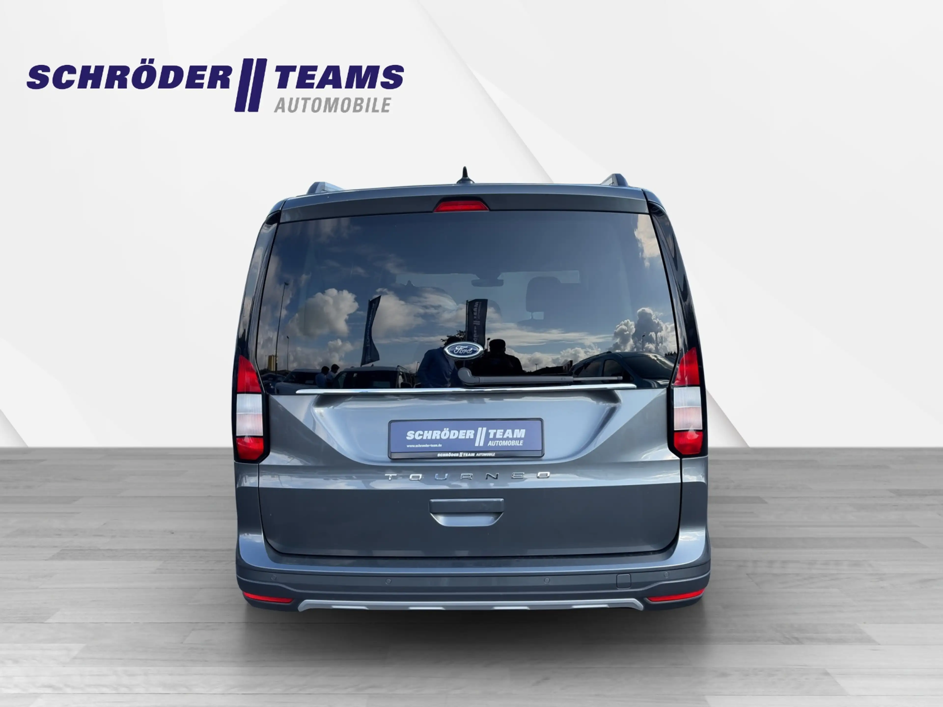 Ford Grand Tourneo Connect Active — photo 5
