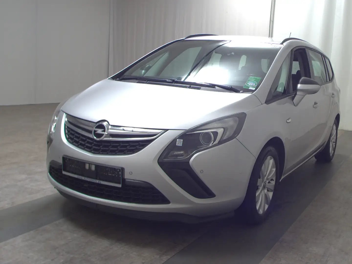 Opel Zafira C Tourer 2.0 CDTI Edition Memory SHZ LM Stříbrná - 2