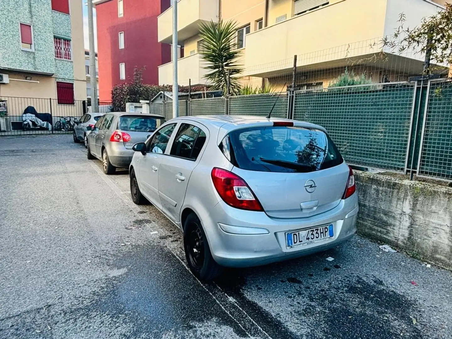 Opel Corsa 5p 1.0 Enjoy - 2