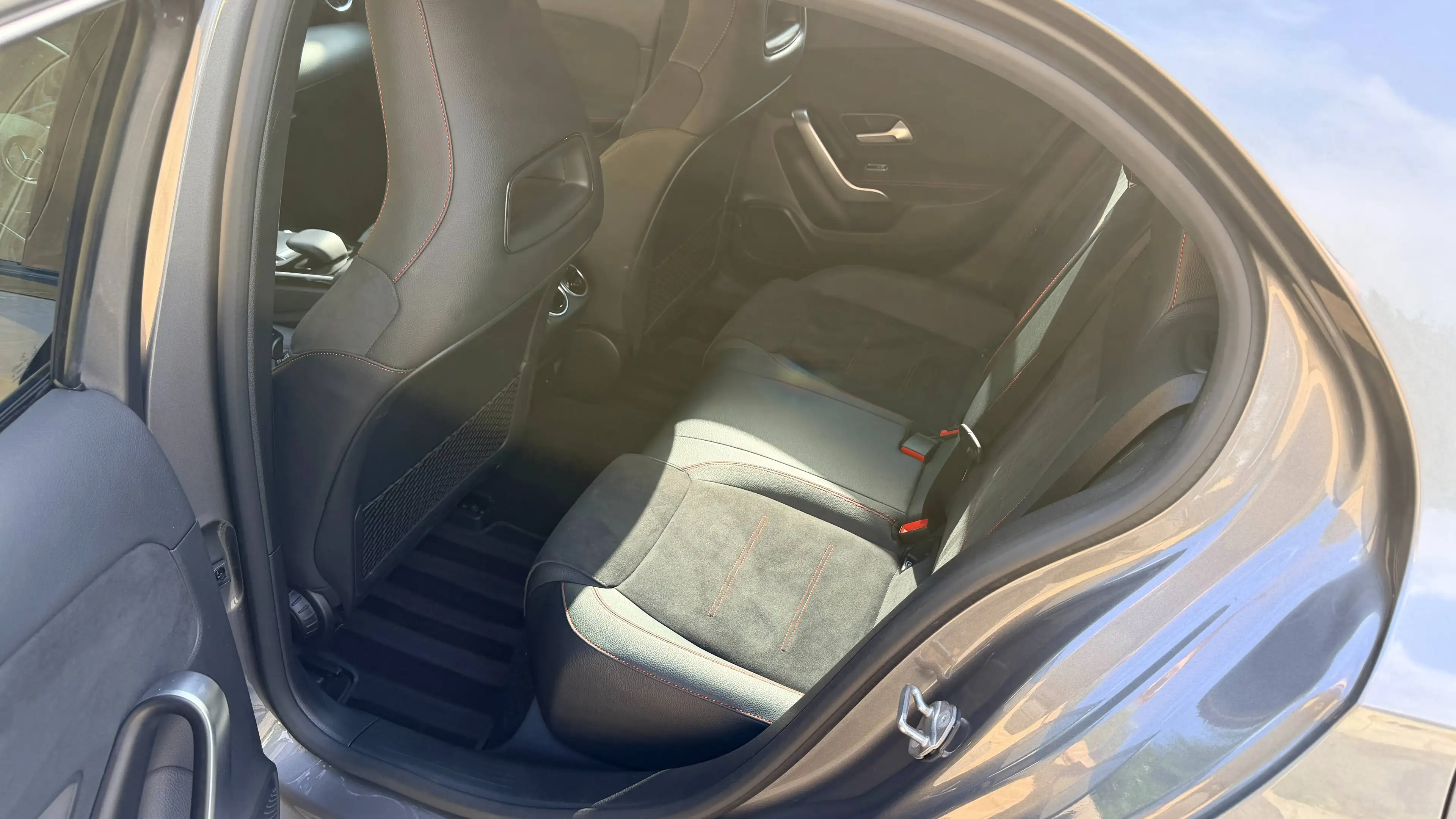 Mercedes-Benz A 180 A 180 AMG Line Camera , Lane assist ..... — photo 16