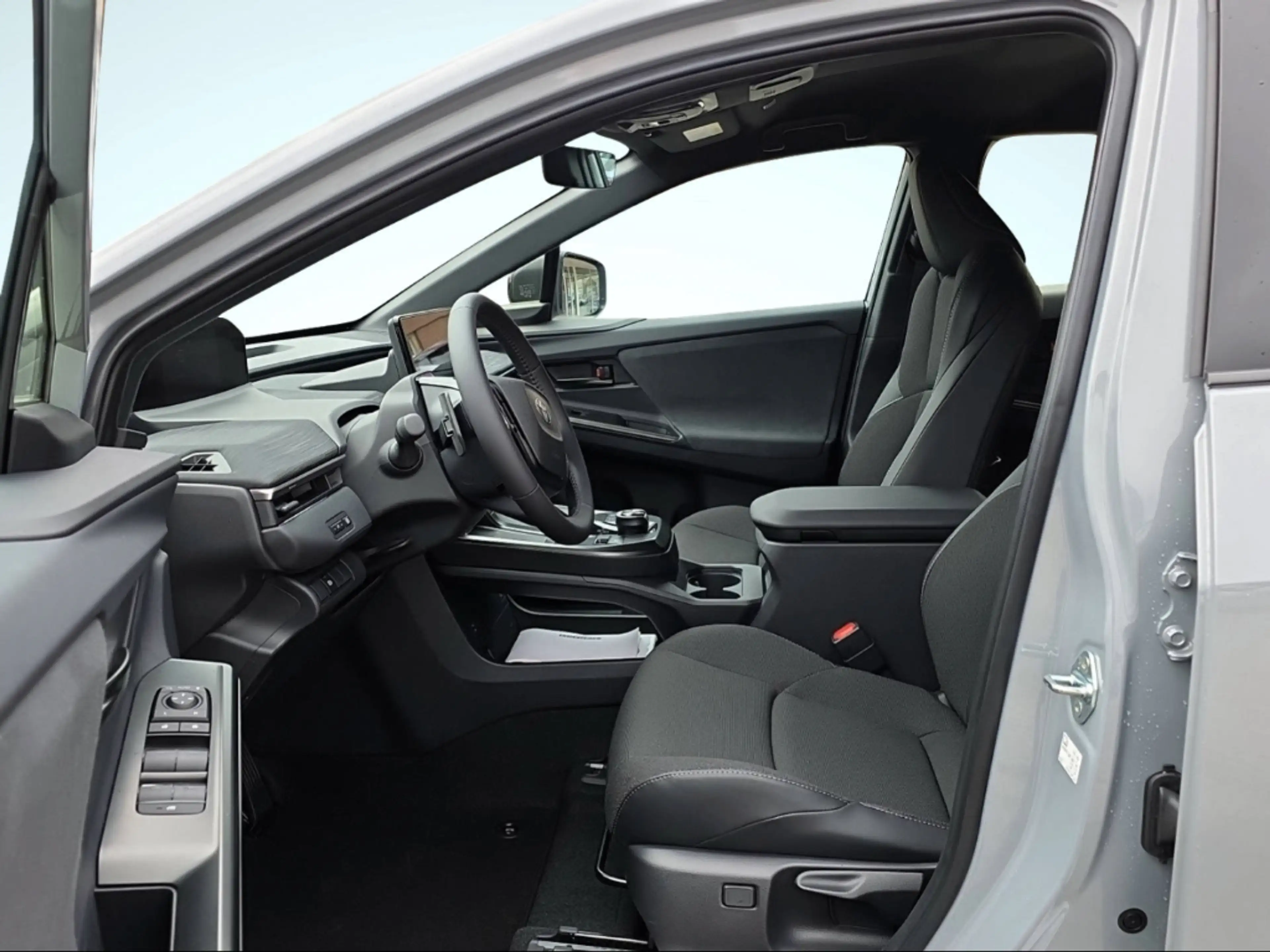 Toyota C-HR+ + Active PDC LED Temp Verkehrszeichenerk. Keyless — photo 3