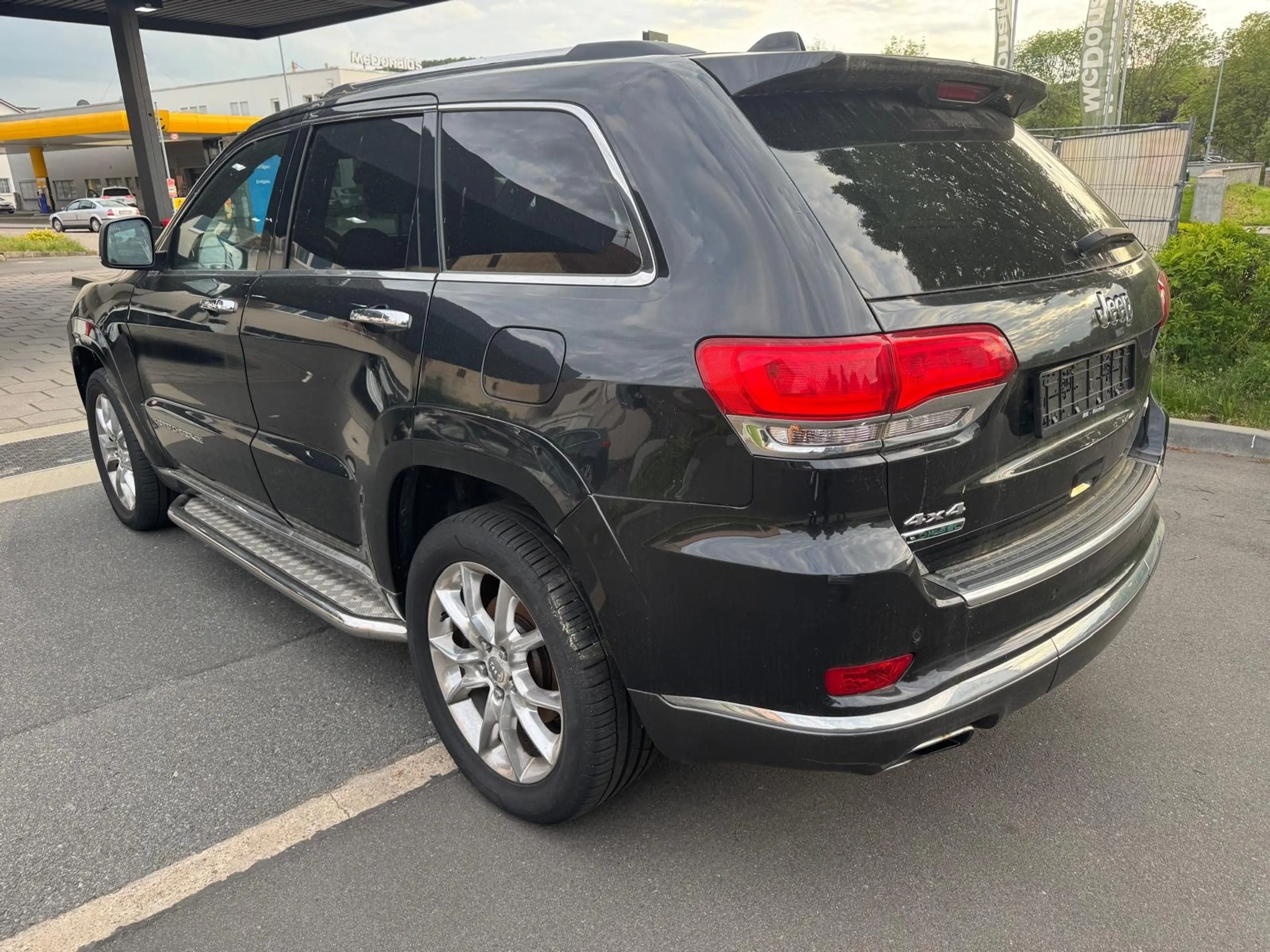 Jeep Grand Cherokee 3.0 CRD Summit Panoramadach "20 Alu Motorprobleme — photo 5