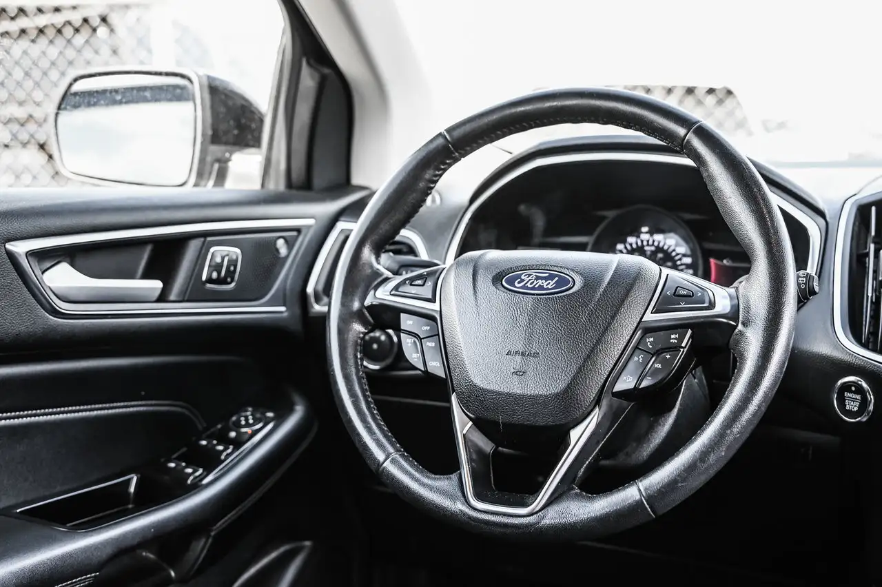 Ford Edge снимка Ford Edge