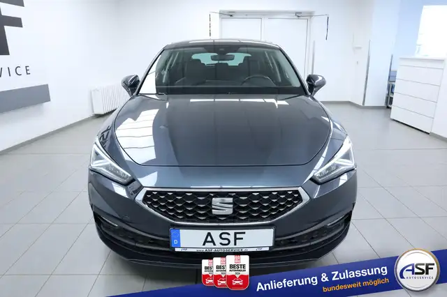 Seat Leon Leon view 3