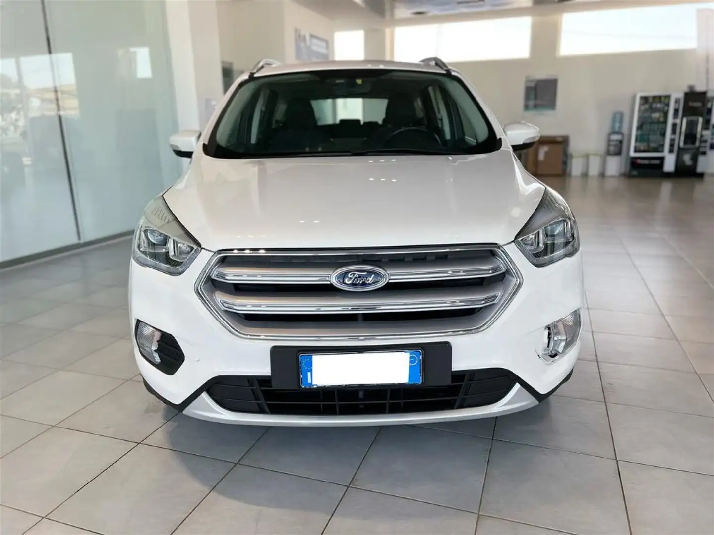 Ford Kuga Business Edition 2.0 tdi 120cv Auto 36 MESI DI GAR Blanco - 2