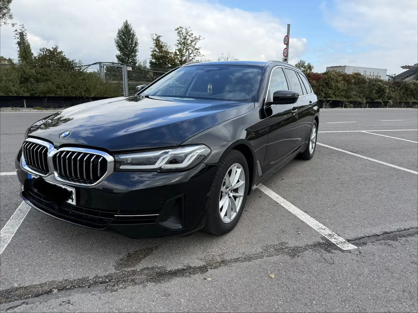 BMW 520 520d LCI Automatik, M-Lenkrad, Scheckheftgepflegt - 1