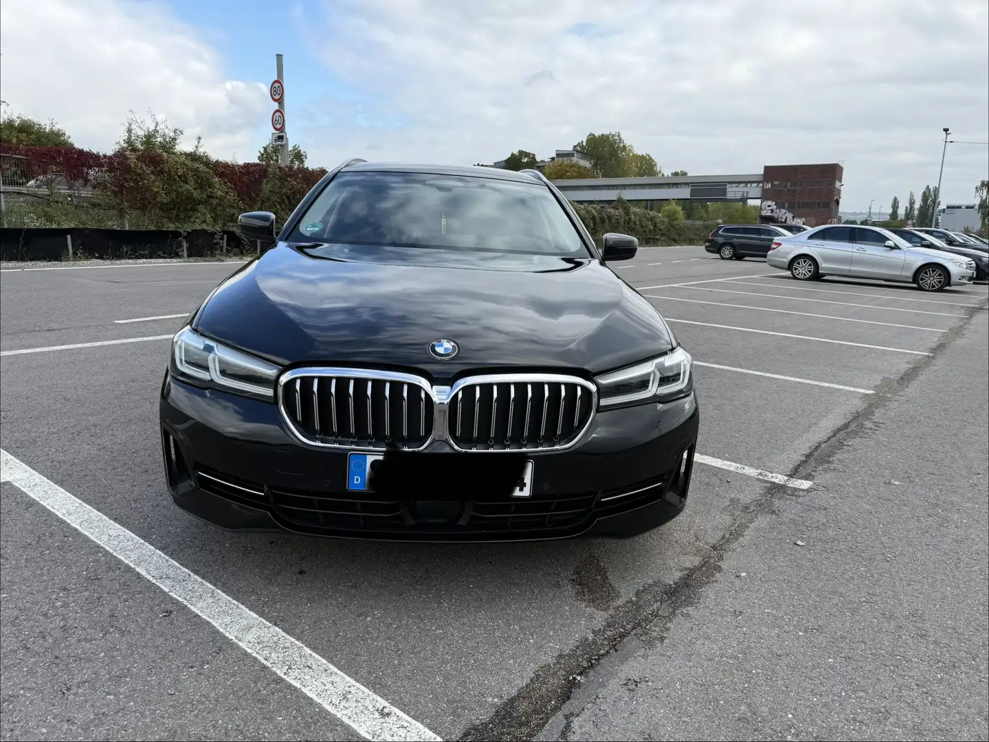 BMW 520 520d LCI Automatik, M-Lenkrad, Scheckheftgepflegt - 2
