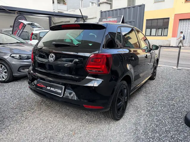 Volkswagen Polo view 3
