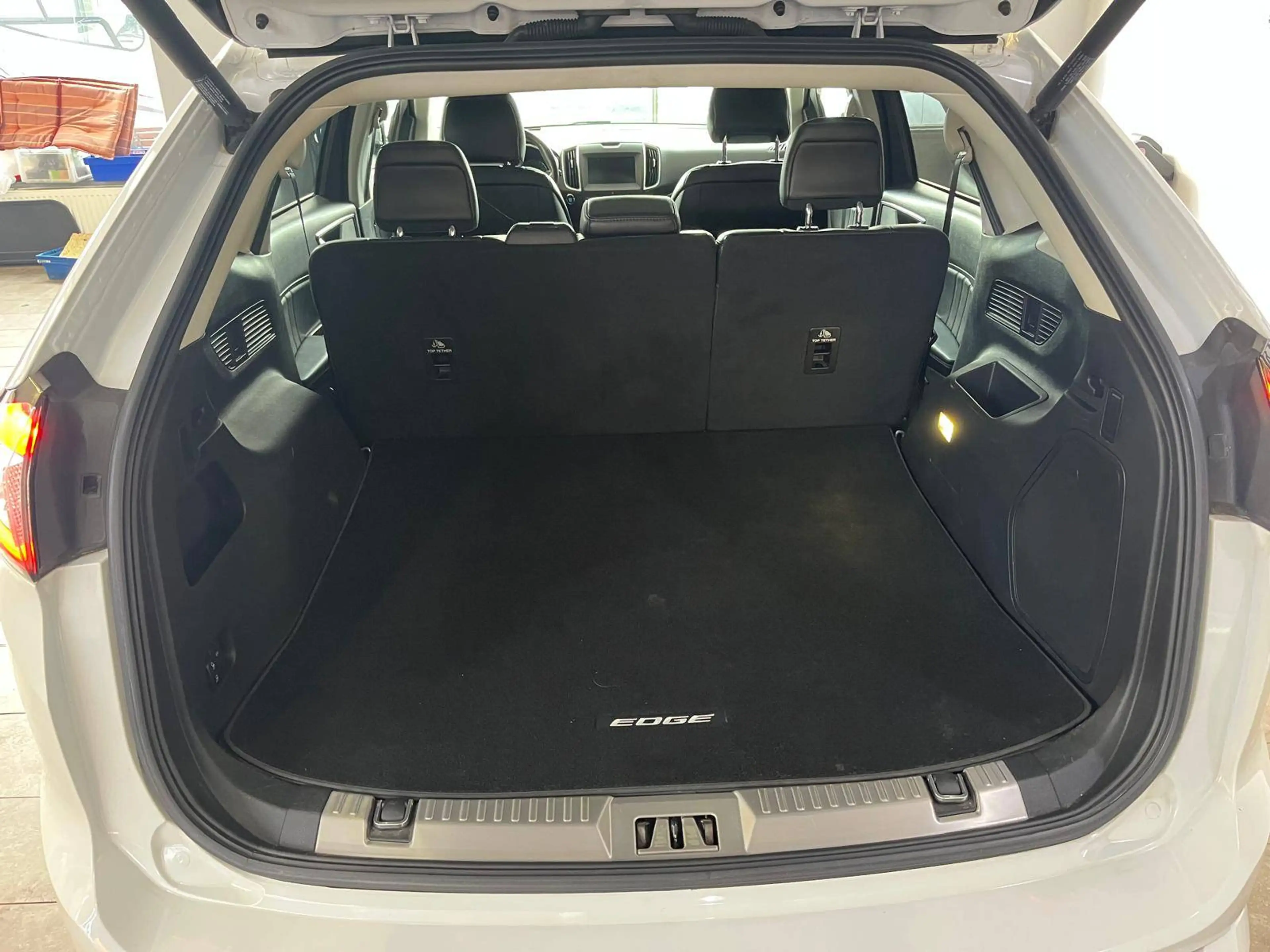 Ford Edge Sport 4x4 — photo 8
